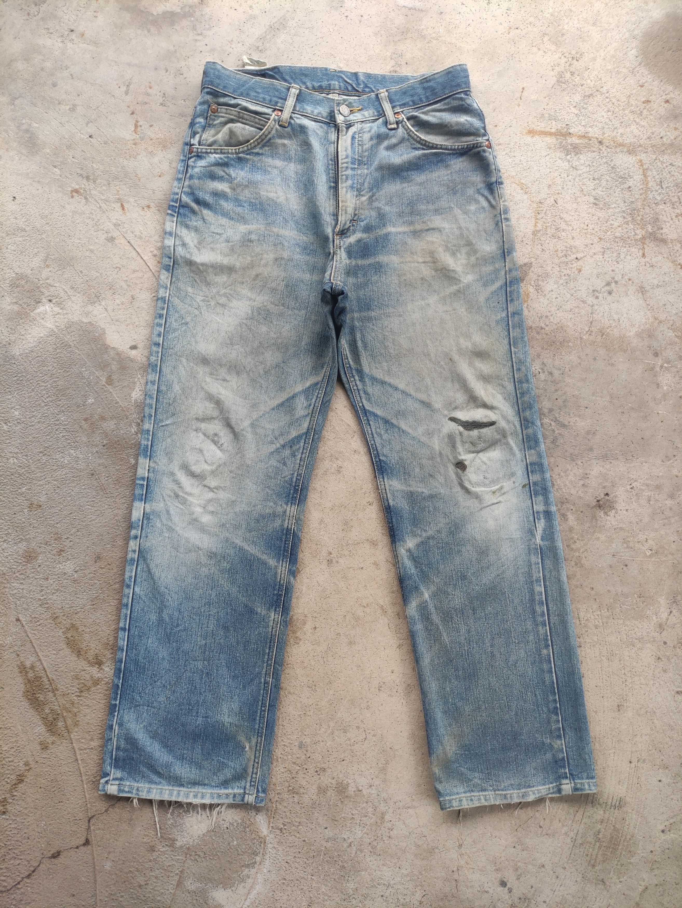 Lee Vintage Lee Distressed Denim Faded Pants W31 Size US 31 - 1 Thumbnail