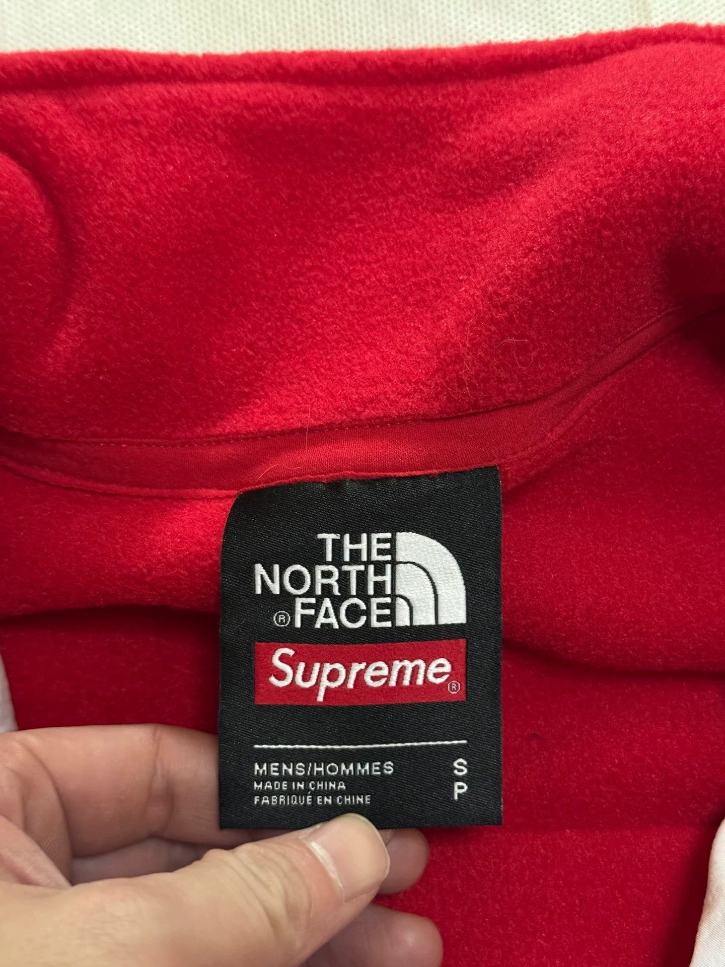 Supreme Supreme TNF Trans Expedition Fleece Jacket Red S Size US S / EU 44-46 / 1 - 5 Thumbnail