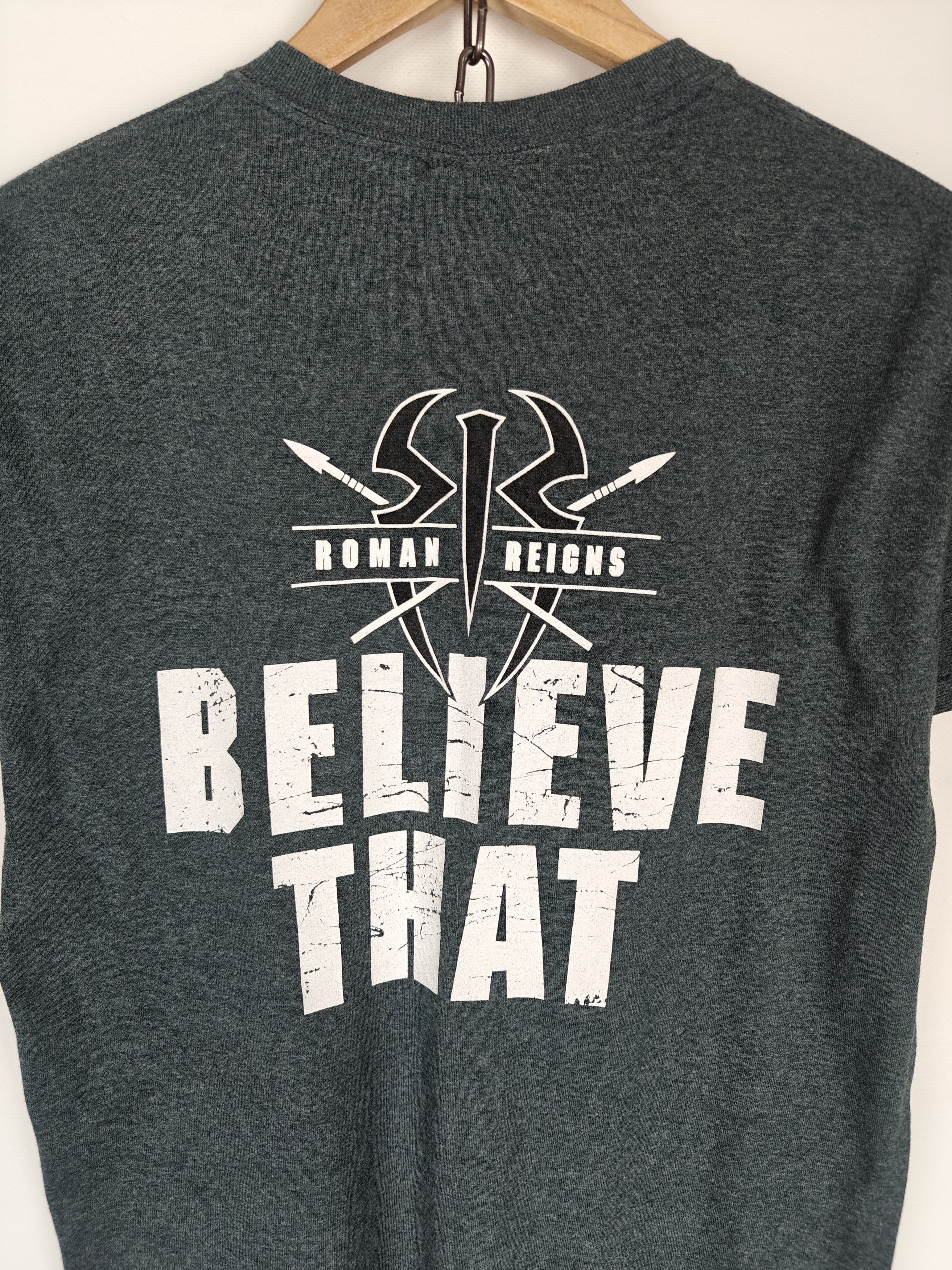 WWE WWE T-Shirt Merch Roman Reigns Hit Hard Gray size M Size US M / EU 48-50 / 2 - 11 Thumbnail