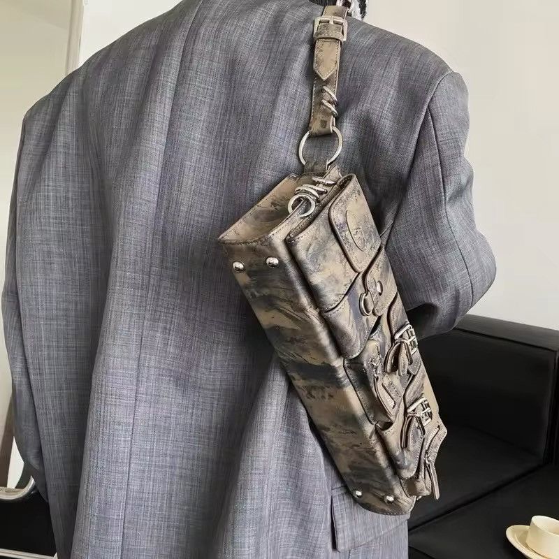 Japanese Brand Women Half-moon Leather Hasp Shoulder Crossbody Bag Size ONE SIZE - 2 Thumbnail
