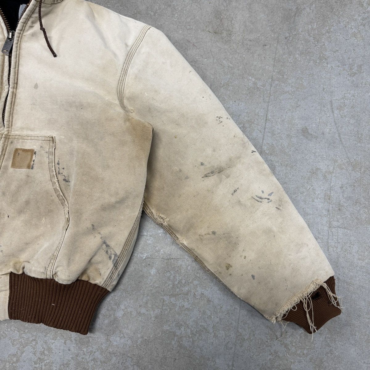 Carhartt Vintage Carhartt Jacket Thrashed Faded Size US S / EU 44-46 / 1 - 7 Thumbnail