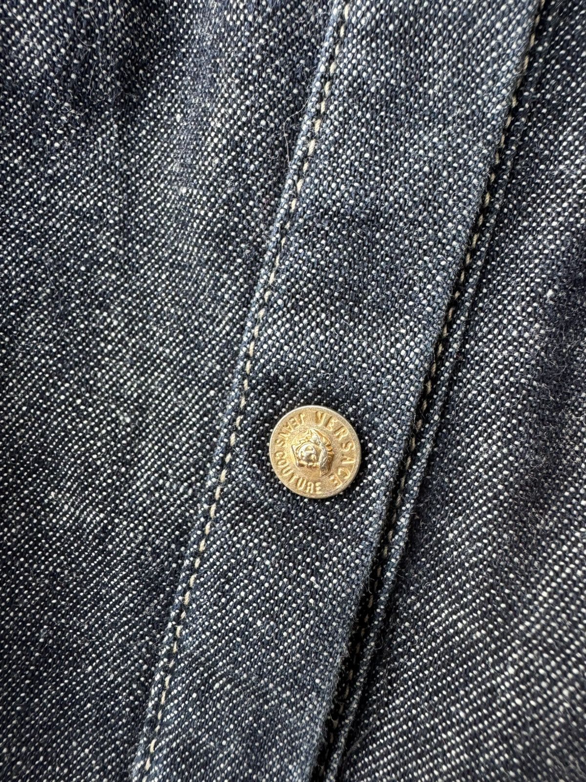 Versace vintage Versace Jeans Couture denim shirt Size M / US 6-8 / IT 42-44 - 3 Thumbnail
