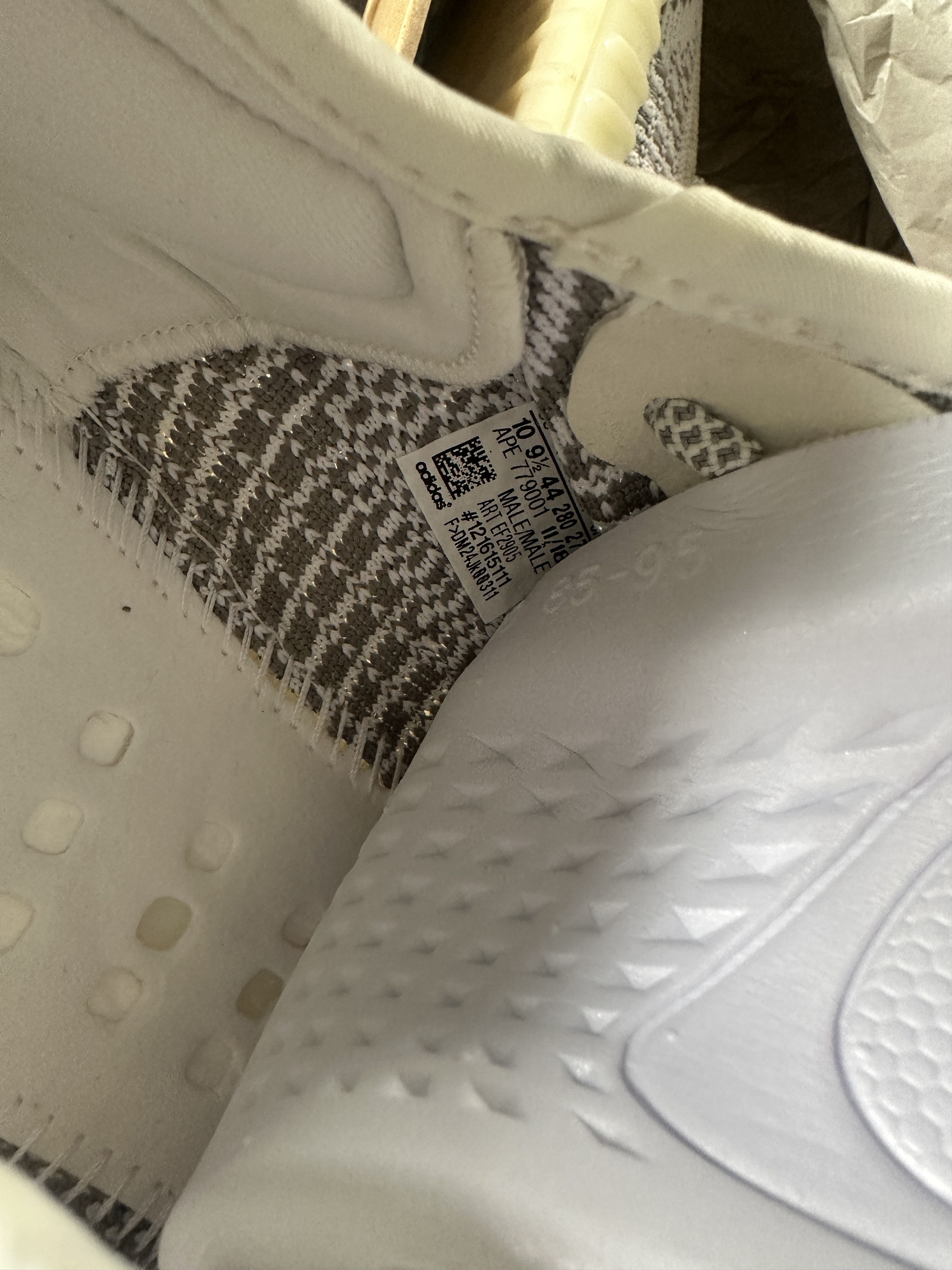 YEEZY Boost 350 V2 Static
