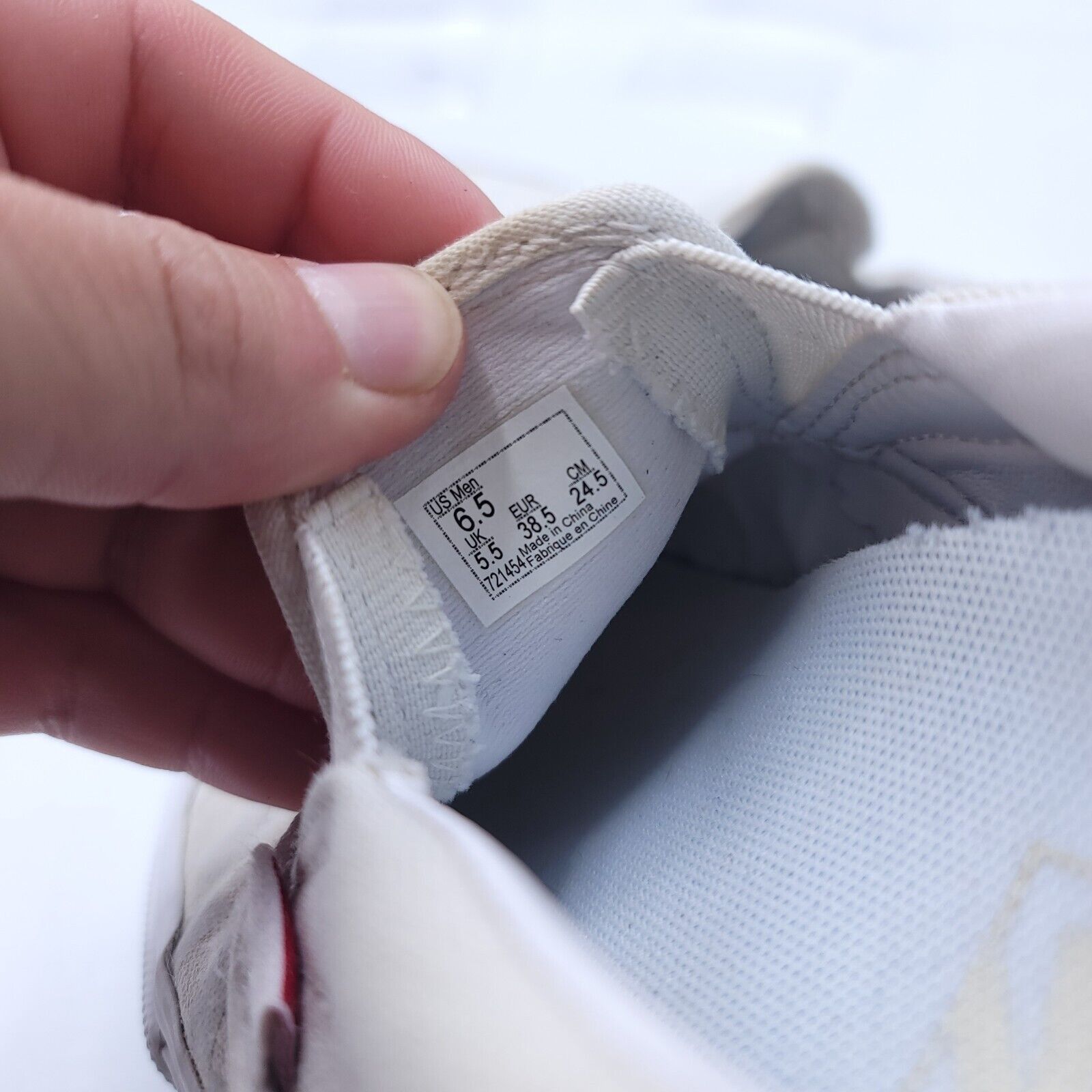 Vans Vans Off The Wall Sneaker Shoe Mens Size 6.5 721454 White Size US 6.5 / EU 39-40 - 8 Thumbnail