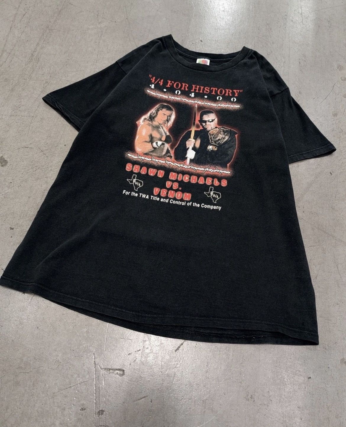 Vintage Vintage 2000 Shawn Michaels vs. Venom Wrestling T Size XL Size US XL / EU 56 / 4 - 2 Thumbnail