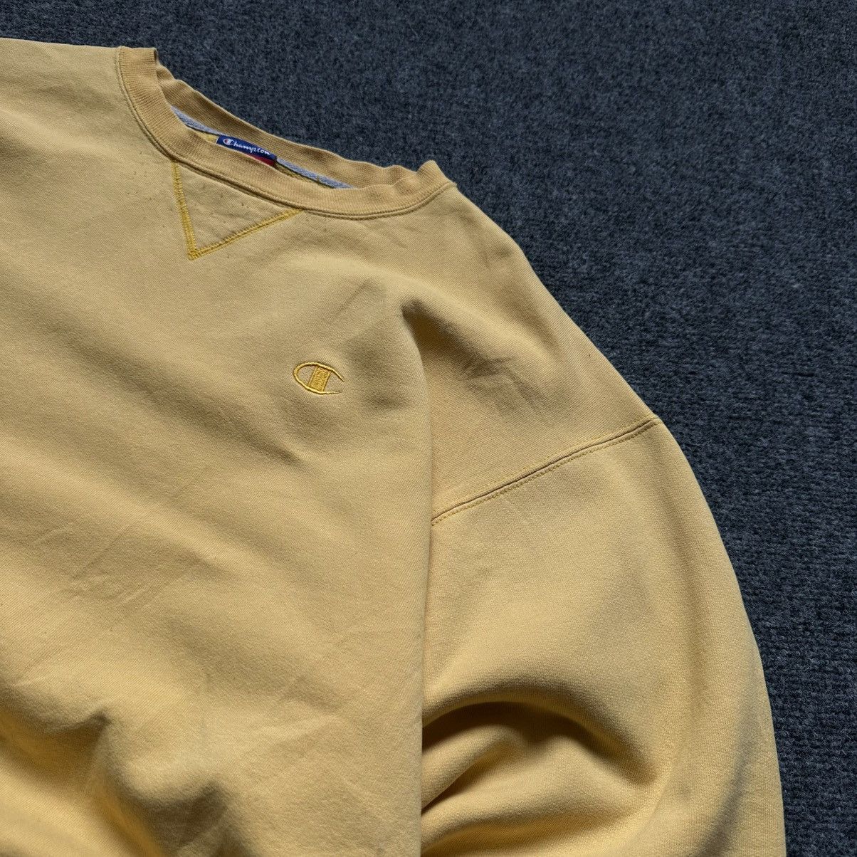 Champion VTG Champion Sweatshirt Small Logo Size XL Trashed 00s UsA Size US XL / EU 56 / 4 - 8 Thumbnail
