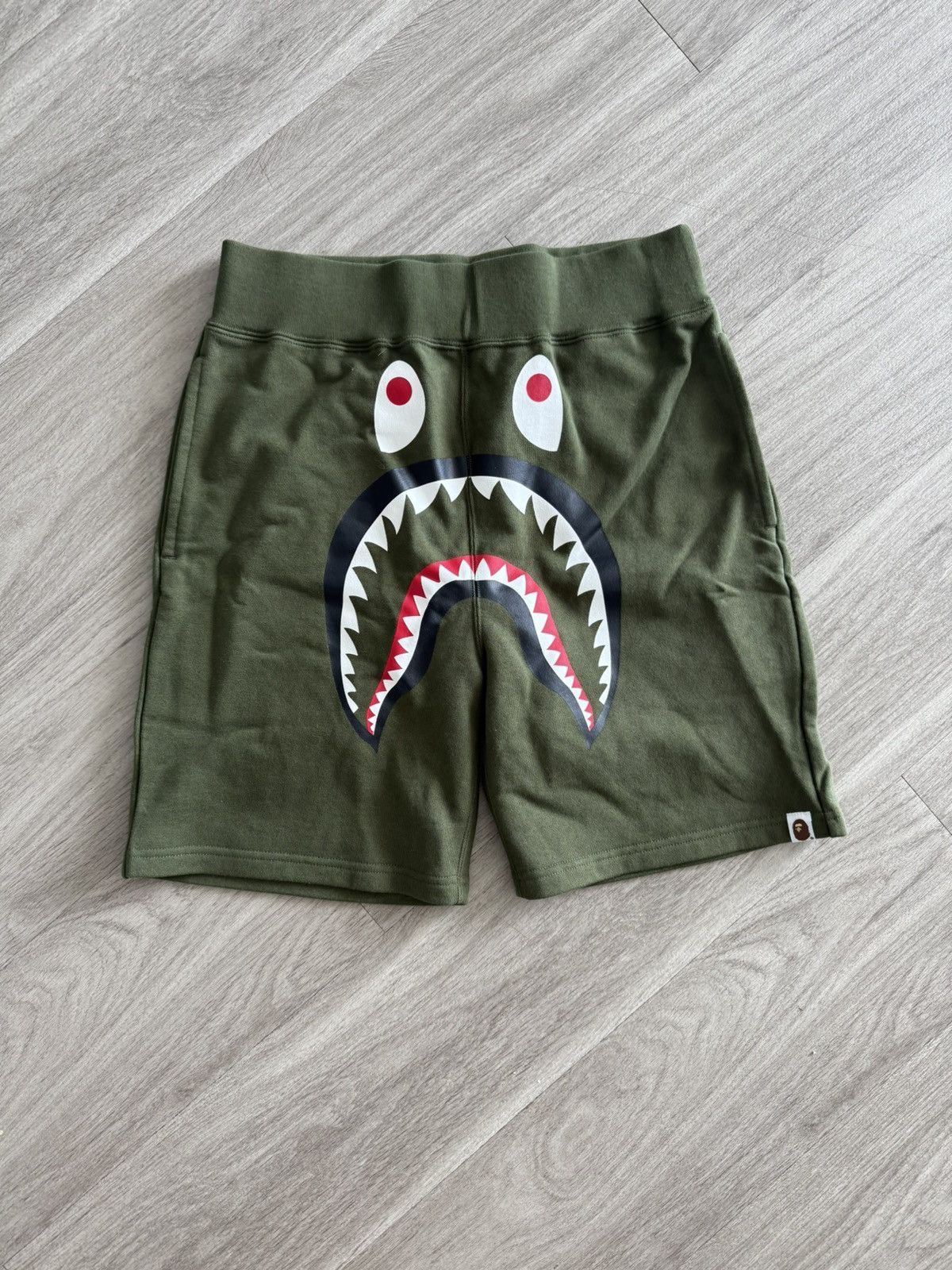 Bape Bape olive shark shorts Size US 30 / EU 46 - 1 Thumbnail