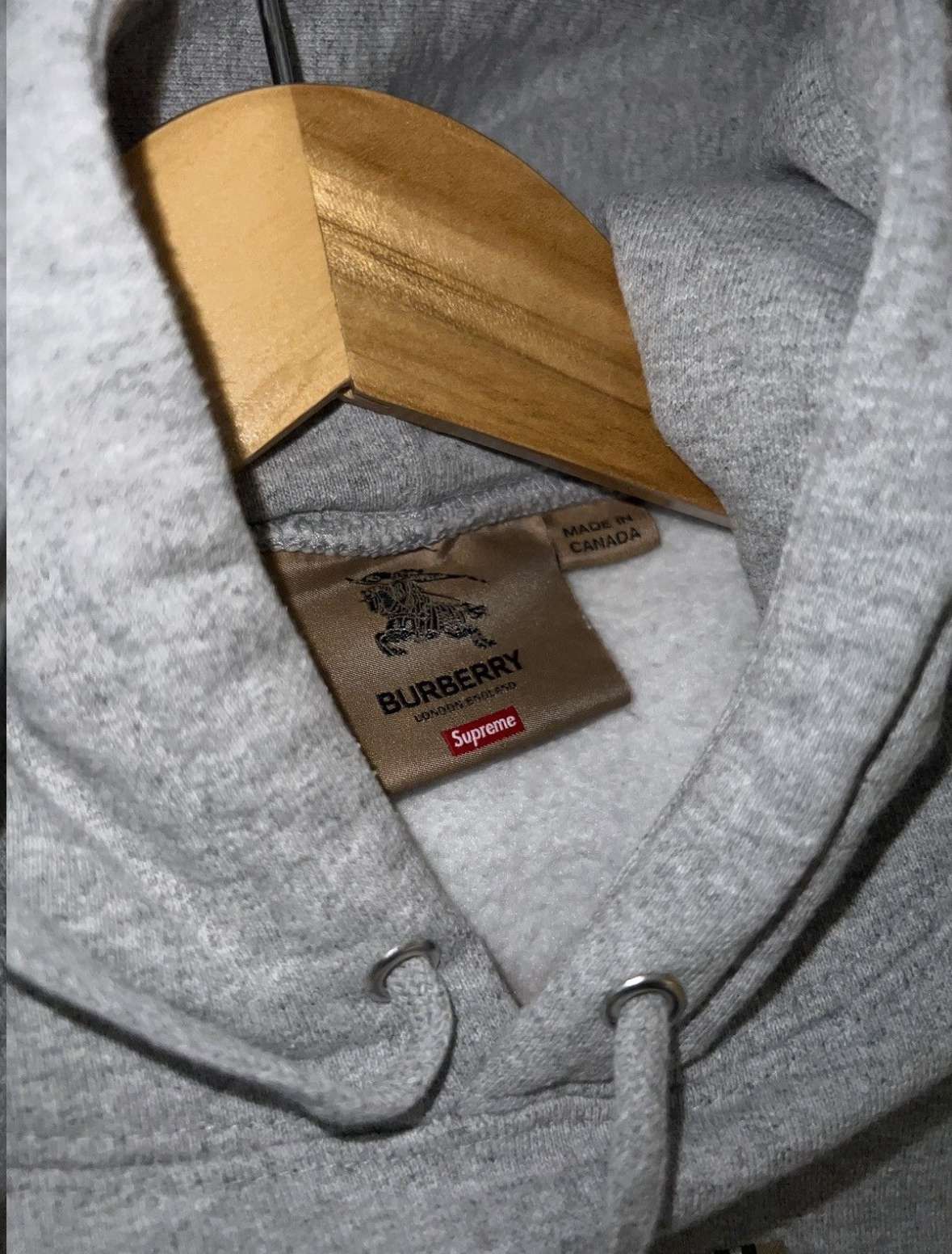 Burberry × Supreme supreme x burberry hoodie grey Size US S / EU 44-46 / 1 - 4 Thumbnail