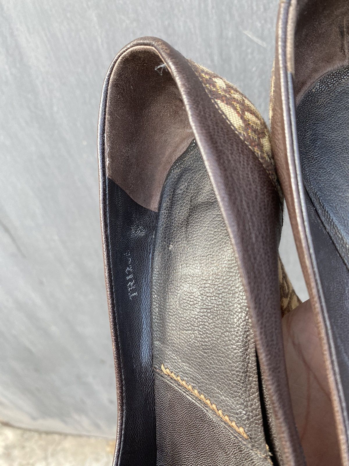 Dior × Vintage Christian Dior Monogram Leather Heels size 38 Size US 9 / IT 39 - 10 Thumbnail