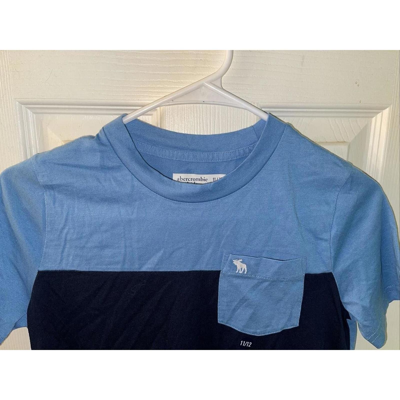 Designer Abercrombie Kids Colorblock T-Shirt, Size 11/12 Size US XXS / EU 40 - 5 Thumbnail