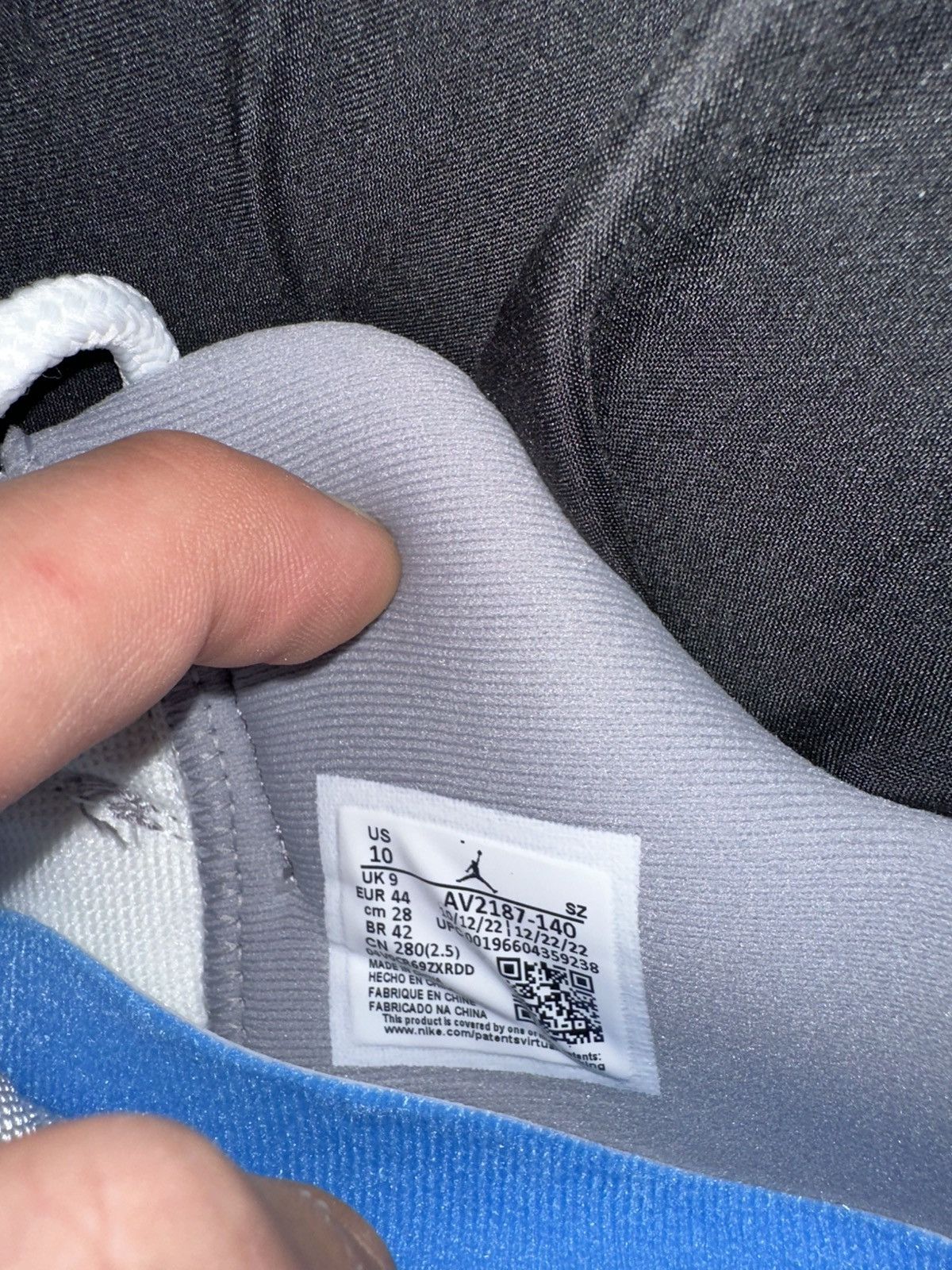 Jordan Brand Jordan 11 low cement grey 👽 DS Size US 10 / EU 43 - 8 Thumbnail