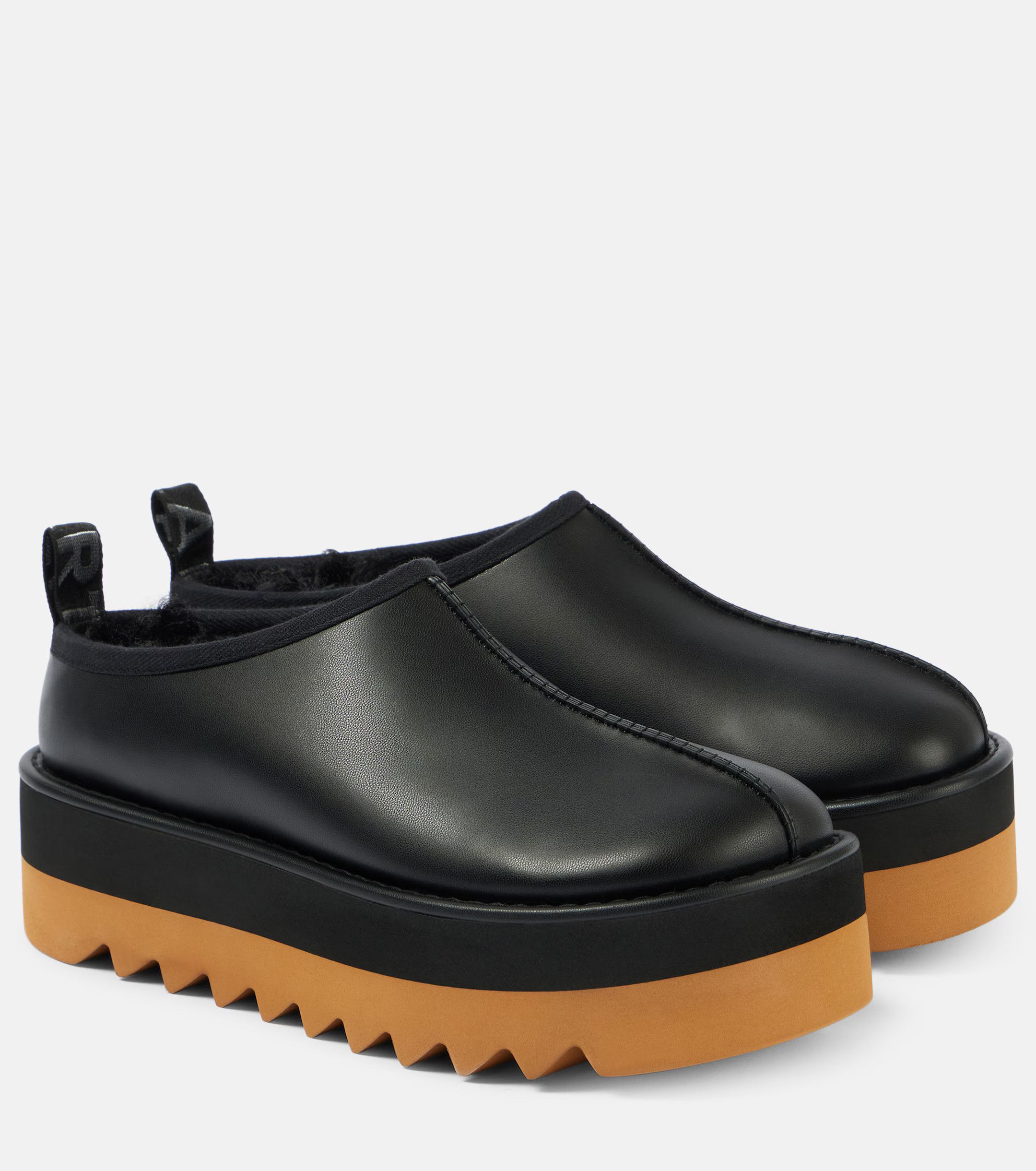 o1s22i1n1024 Flatform Sneakers in Black