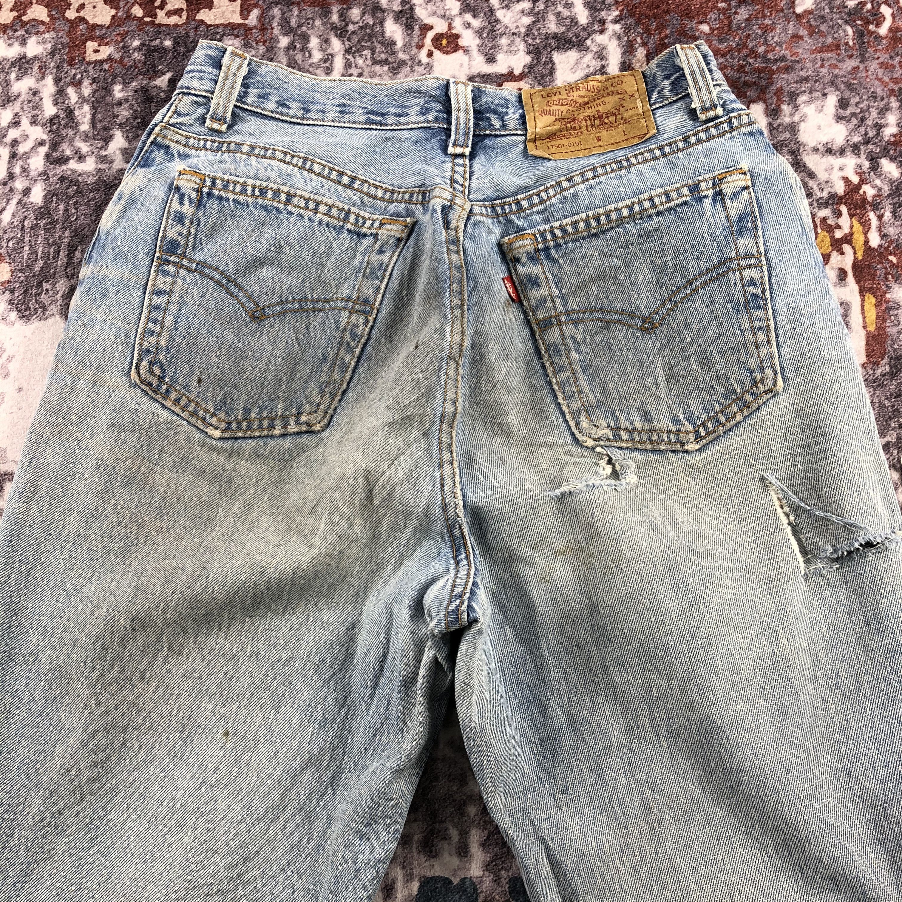 Levi's × Vintage Vintage Light Wash Distress Levis 501 Jeans-JM2234 Size US 30 / EU 46 - 5 Thumbnail