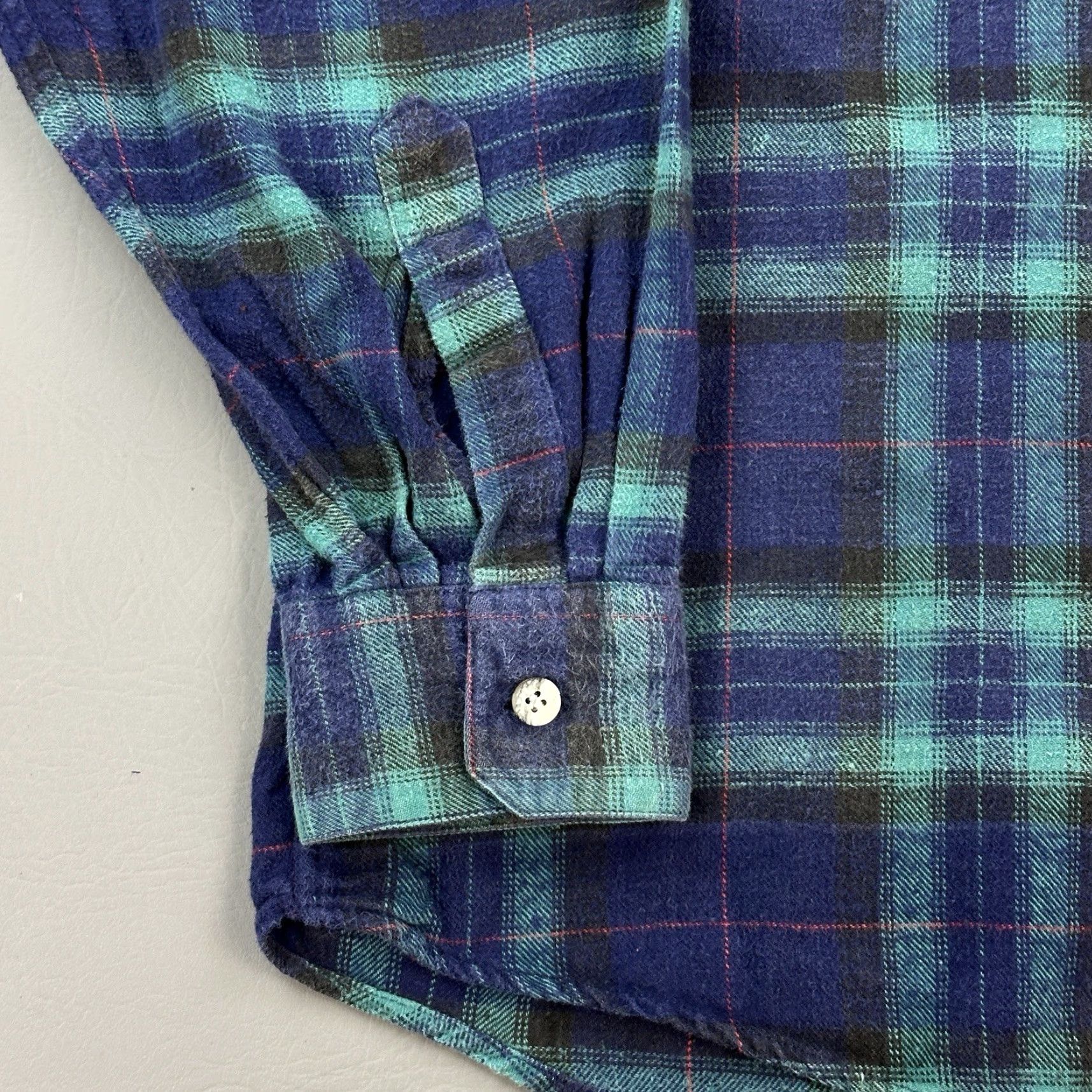 Vintage Comfort Outfitter Shirt Mens 3XL Blue Plaid Flannel Long Sleeve Outdoor Y2K Vintage Mens Shirt? Size US XXL / EU 58 / 5 - 3 Thumbnail