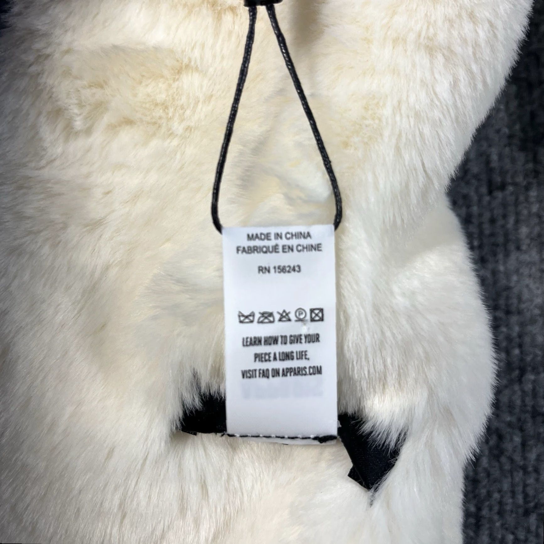 APPARIS Apparis Bambi Scarf Vegan Faux Fur NWT Size ONE SIZE - 4 Thumbnail