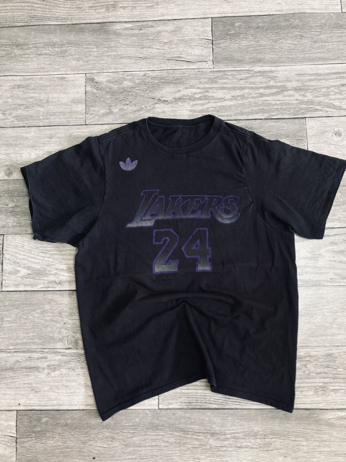 Adidas Vintage adidas nba los angeles lakers bryant tee tshirt L Size US L / EU 52-54 / 3 - 2 Thumbnail