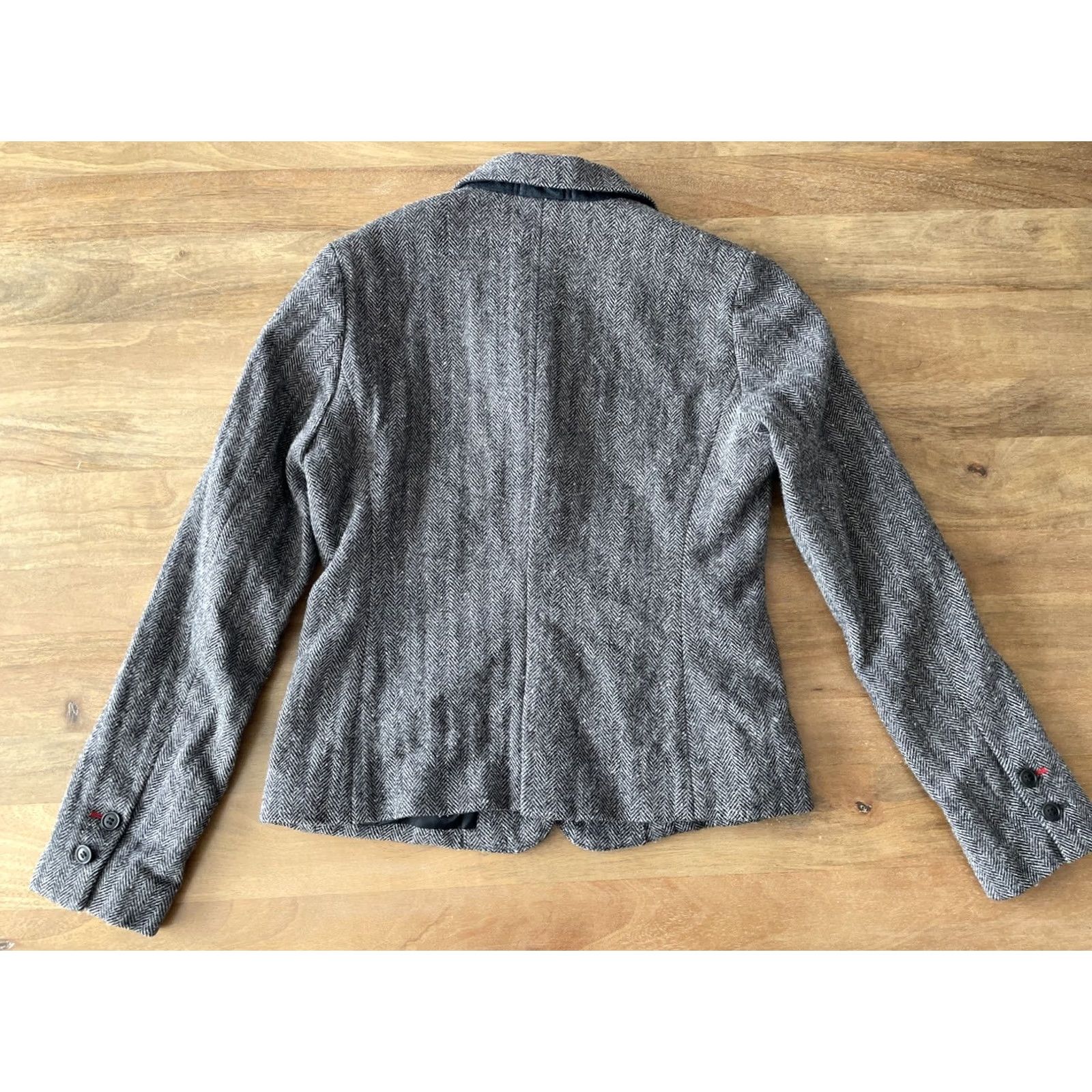 Uniqlo Uniqlo Blazer Womens S Tweed Herringbone Wool Blend Notch Lapel Regular Jacket Size S / US 4 / IT 40 - 2 Thumbnail