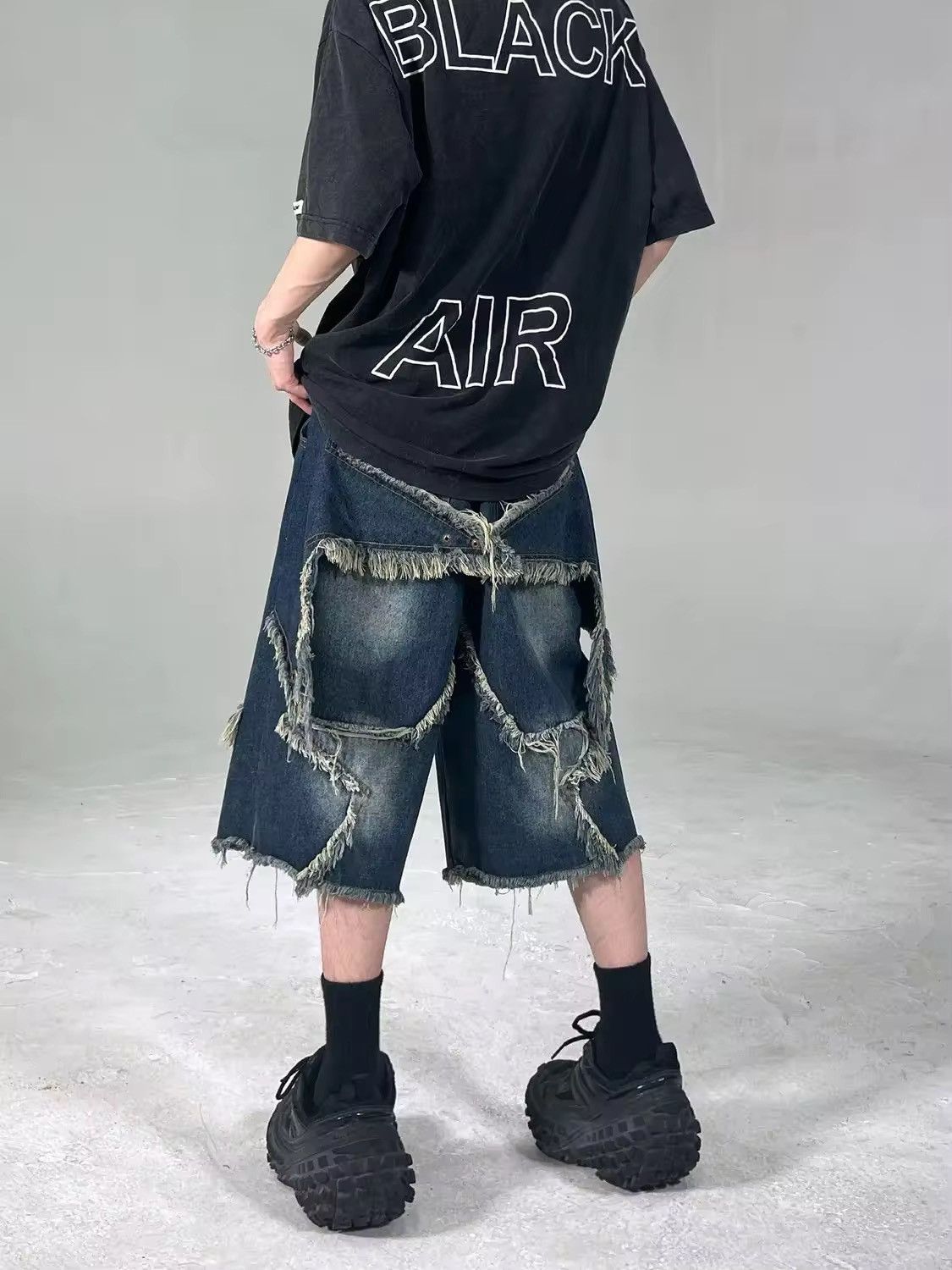Jean Men retro star patch tassel denim shorts Size US 29 - 3 Thumbnail