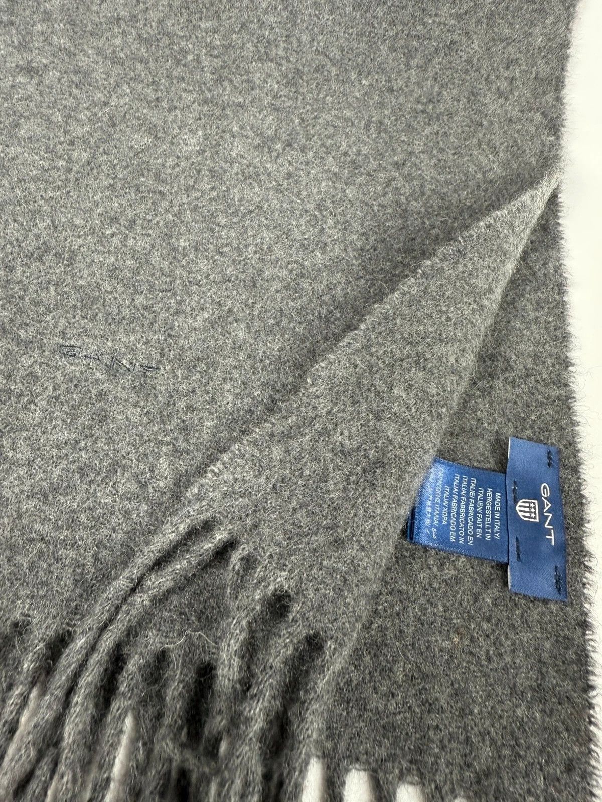 Gant Gant 100% Wool Soft Scarf Made In Italy Size ONE SIZE - 4 Thumbnail