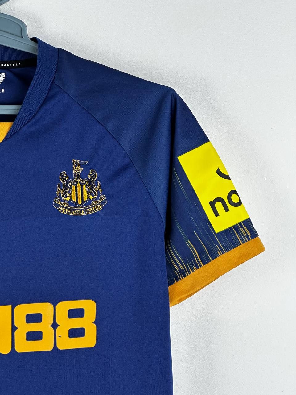 Castore × Vintage Newcastle United Away Jersey 2022/2023 Size US M / EU 48-50 / 2 - 4 Thumbnail