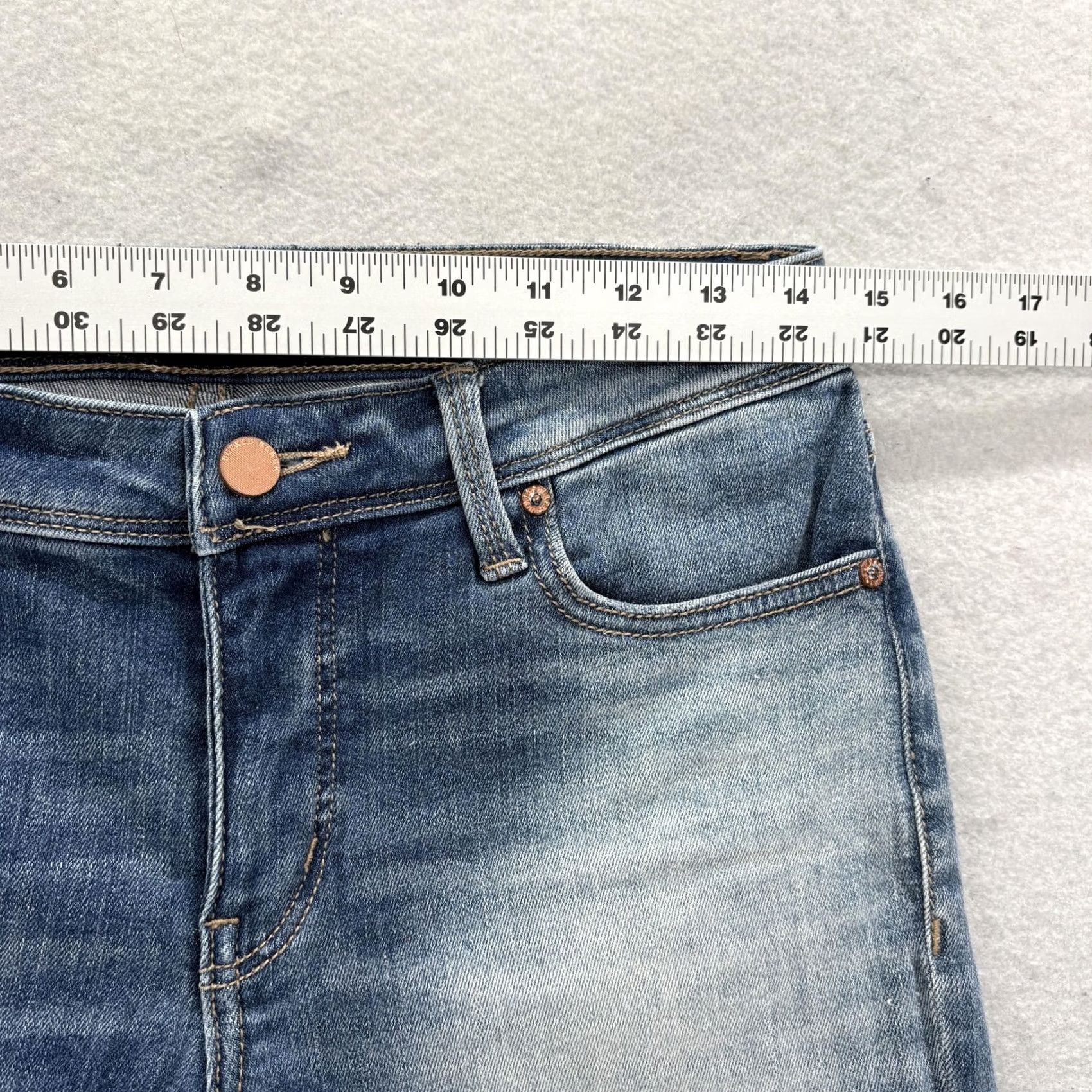 Buckle Black Buckle Black Jeans Womens 27 Skinny Distressed Mid Rise 5-Pocket Denim Cotton Spandex Blue” Size 27" / US 4 / IT 40 - 7 Thumbnail