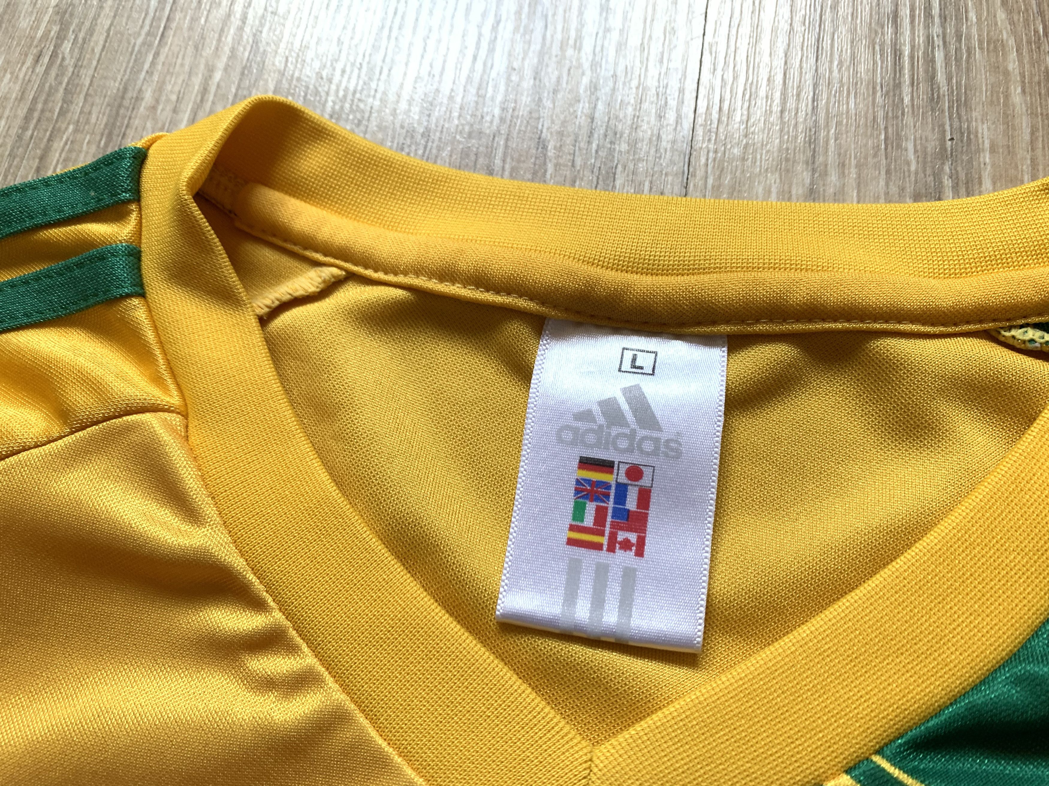 Adidas × Vintage Vintage Adidas South Africa Football Team 2007-2009 Size US L / EU 52-54 / 3 - 5 Thumbnail
