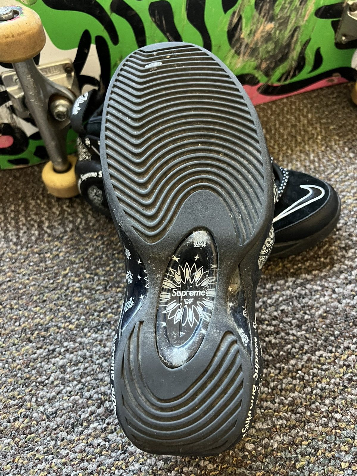 Nike × Supreme Supreme Zoom Flight 95 “Black Paisley” Size US 9 / EU 42 - 6 Thumbnail