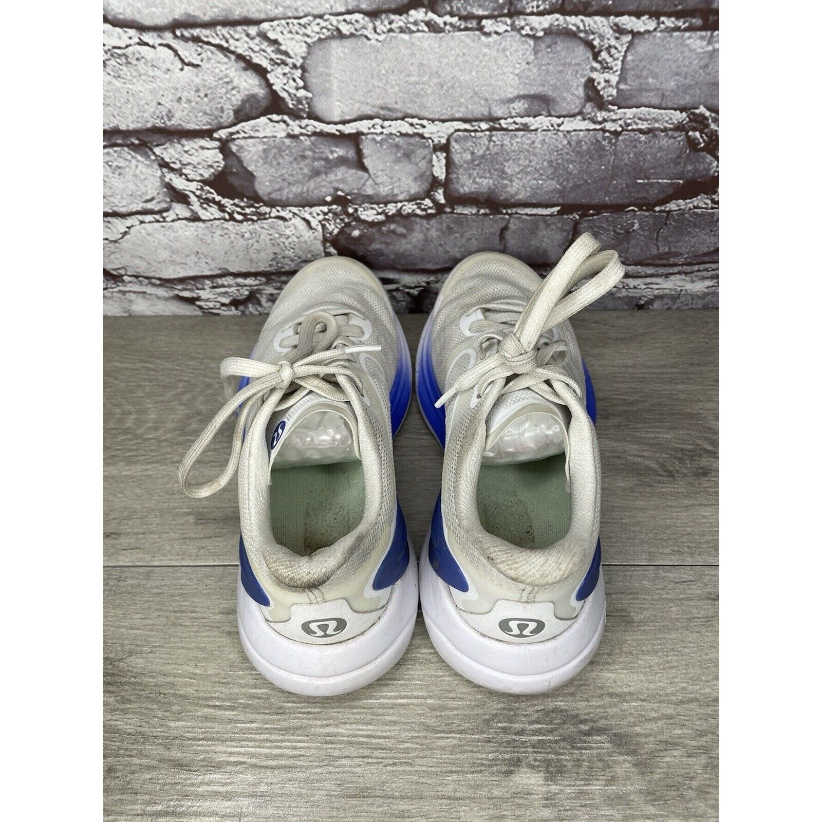 Lululemon Lululemon Blissfeel Run 2 White Blue Running Shoes Athletic Size US 7.5 / IT 37.5 - 6 Thumbnail