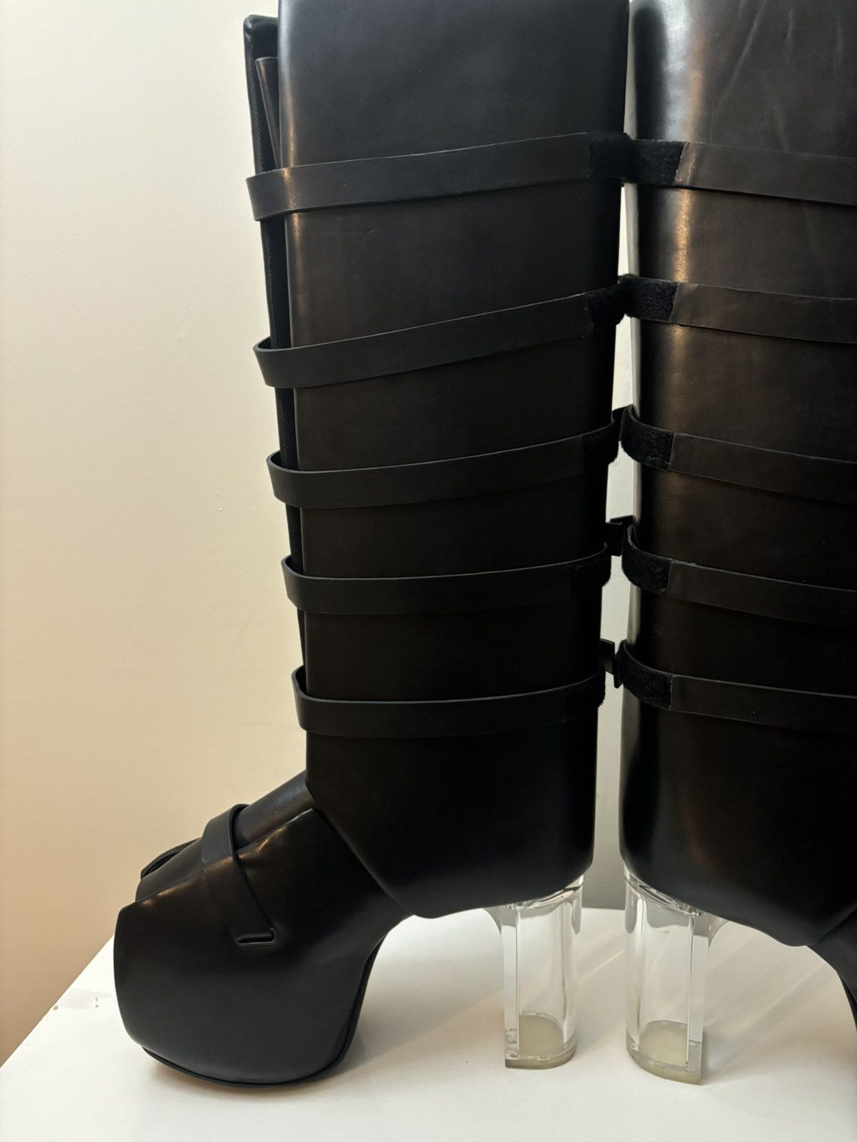 Rick Owens Rick Owens Microstrap Splint Kiss Heeled Leather Boots Black Size US 8 / EU 41 - 3 Thumbnail