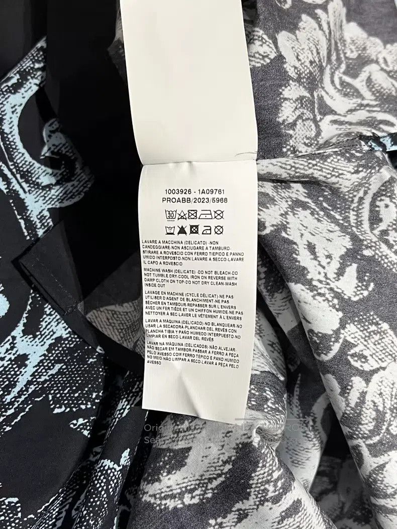 Versace Versace Baroque print cotton short-sleeved shirt Size US XS / EU 42 / 0 - 3 Thumbnail