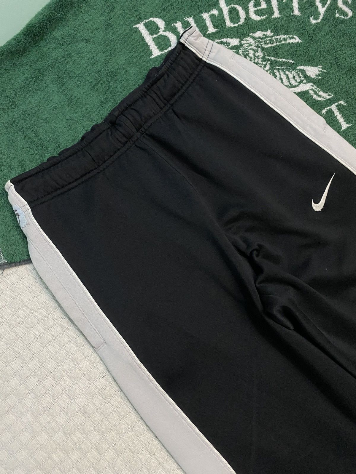Carhartt Wip × Nike 💥 VINTAGE NIKE SUPER BAGGY 90S WIDE LEG TRACK PANTS Y2K Size US 30 / EU 46 - 4 Thumbnail