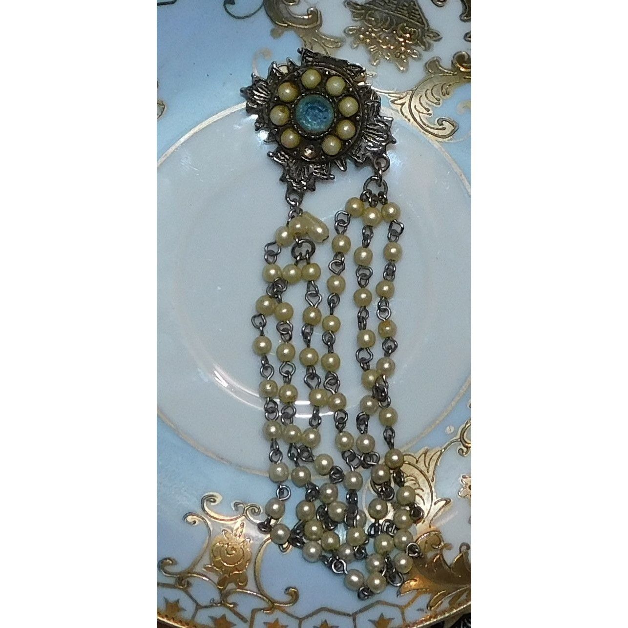 Other Vintage Asymmetrical Floral Faux Pearl Brooch Size ONE SIZE - 4 Thumbnail