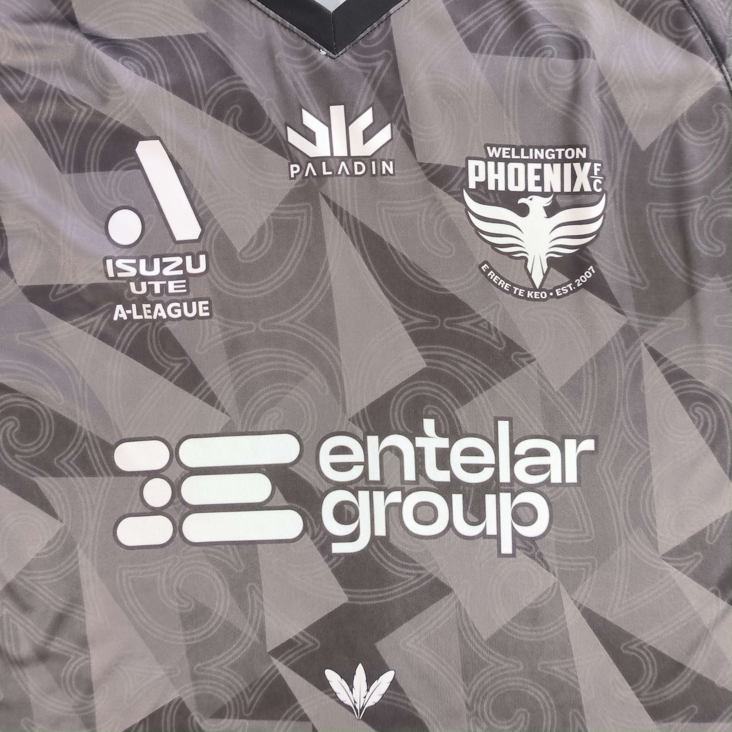 Other Wellington Phoenix 2024-25 Paladin away football jersey sz L Size US L / EU 52-54 / 3 - 3 Thumbnail