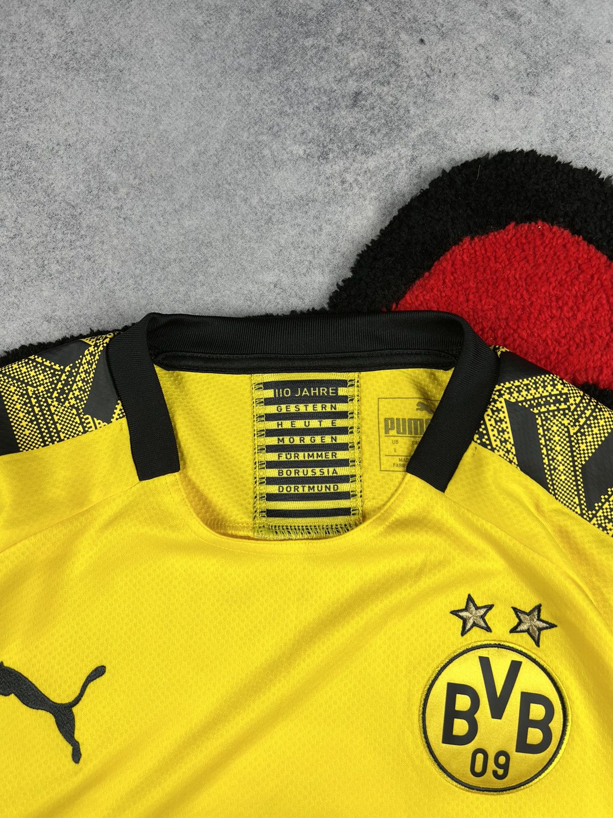 Puma Puma Borussia Dortmund 2019/2020 #8 Dahoud Football Jersey Size US L / EU 52-54 / 3 - 7 Thumbnail