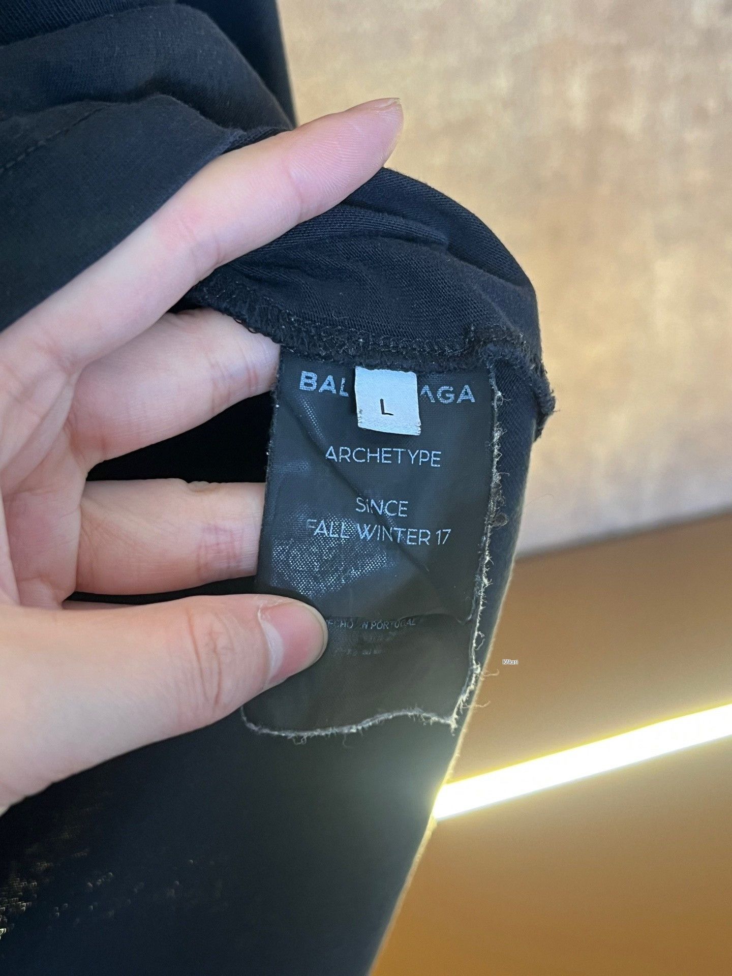 Balenciaga Balenciaga Slogan Short-Sleeve T-Shirt Size US L / EU 52-54 / 3 - 3 Thumbnail