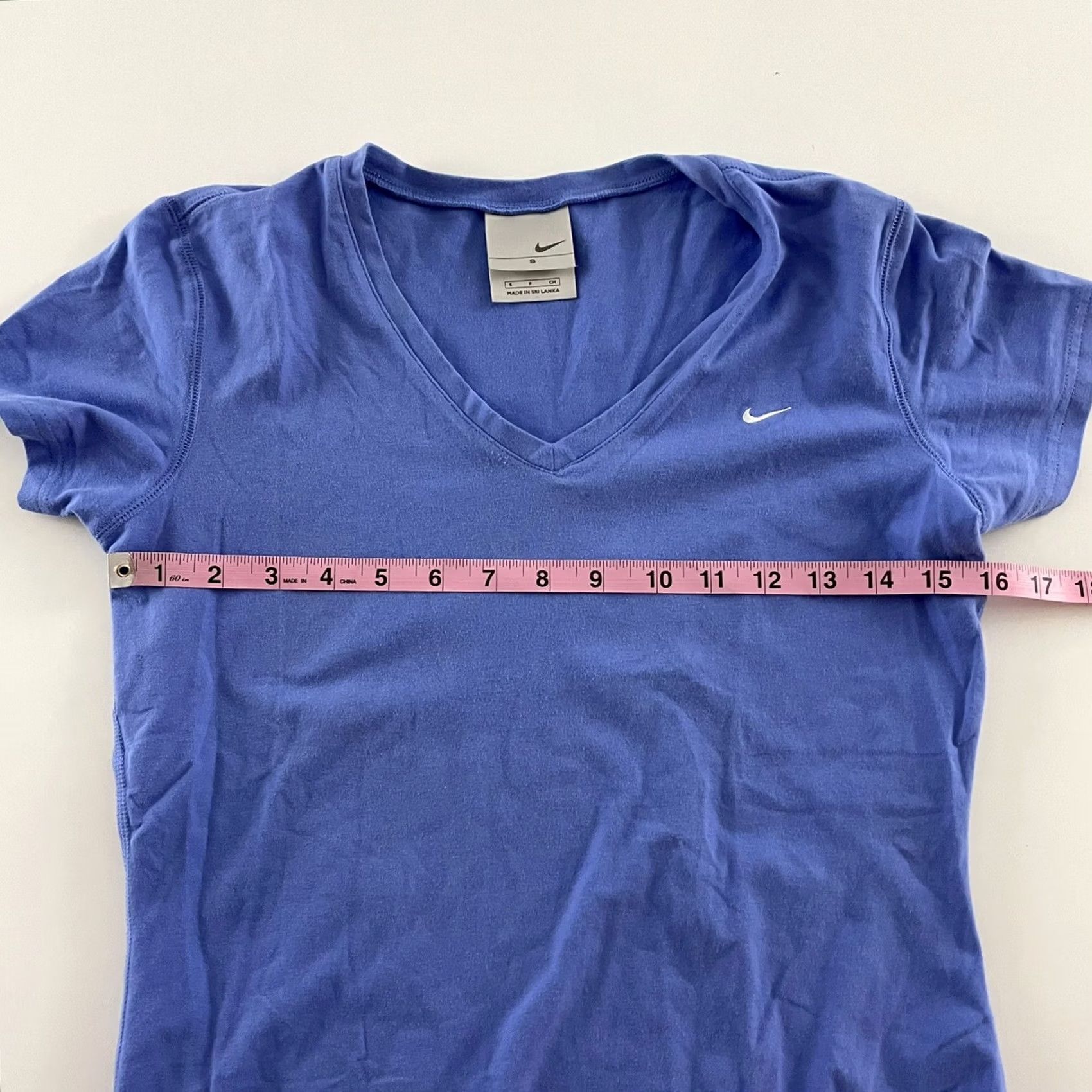 Nike VTG Nike Essential Check Short Sleeve V-Neck T-Shirt Purple Blue Women S Size S / US 4 / IT 40 - 5 Thumbnail