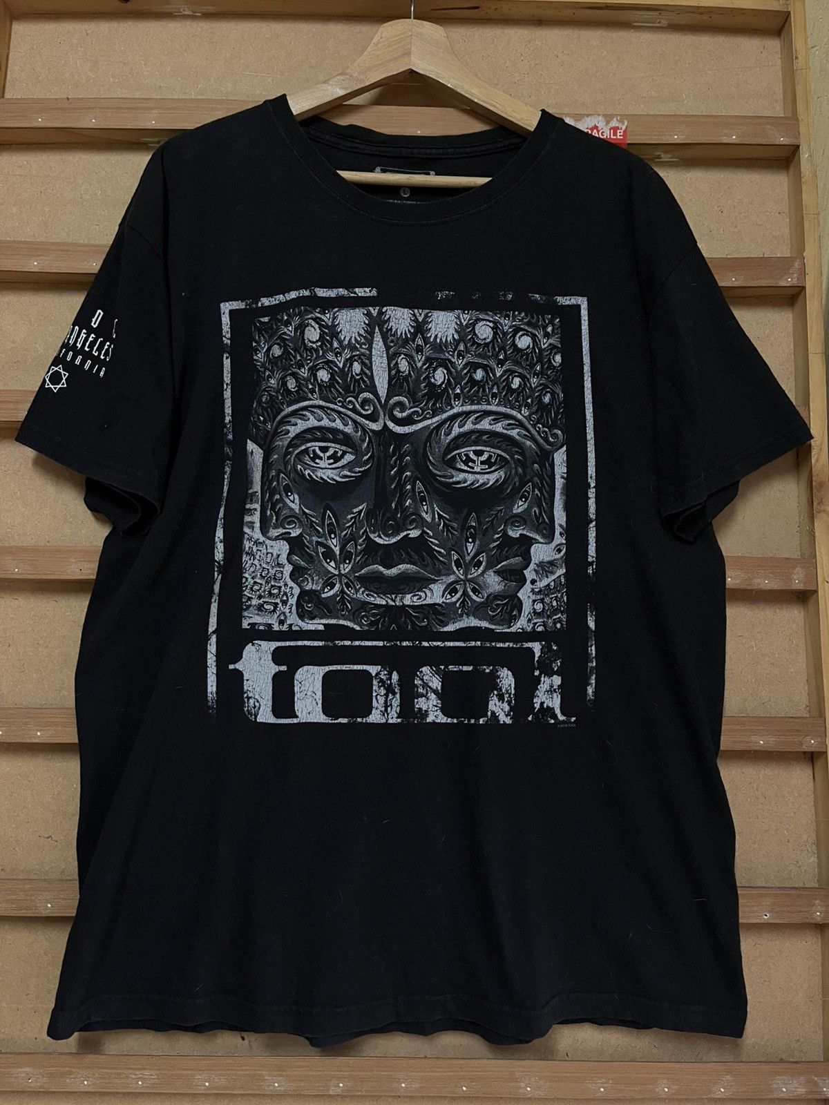 Band Tees Tool T-Shirt Sz. L Size US L / EU 52-54 / 3 - 1 Thumbnail