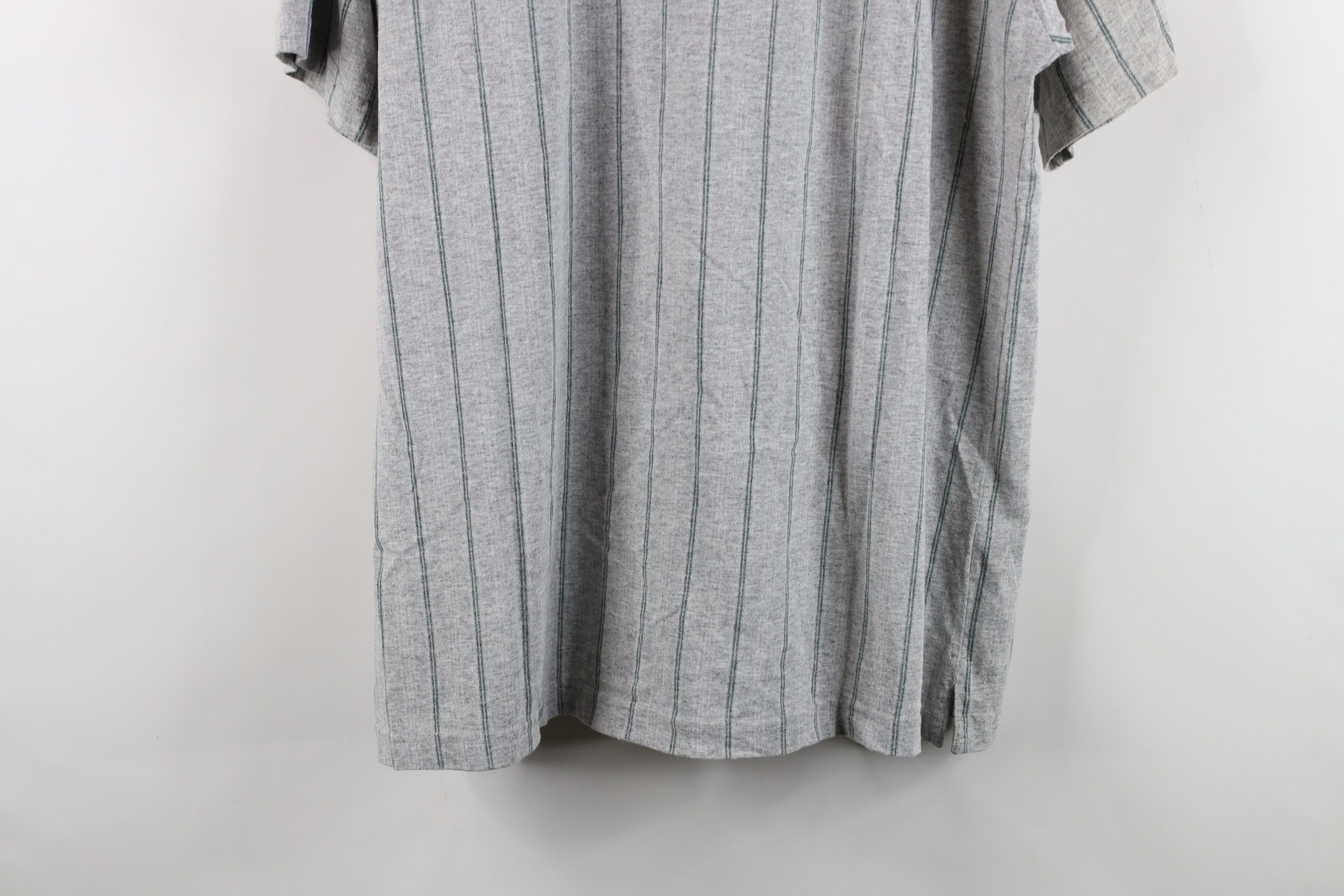 Vintage Vintage 90s Streetwear Short Sleeve Henley T-Shirt Gray Size US XL / EU 56 / 4 - 12 Thumbnail