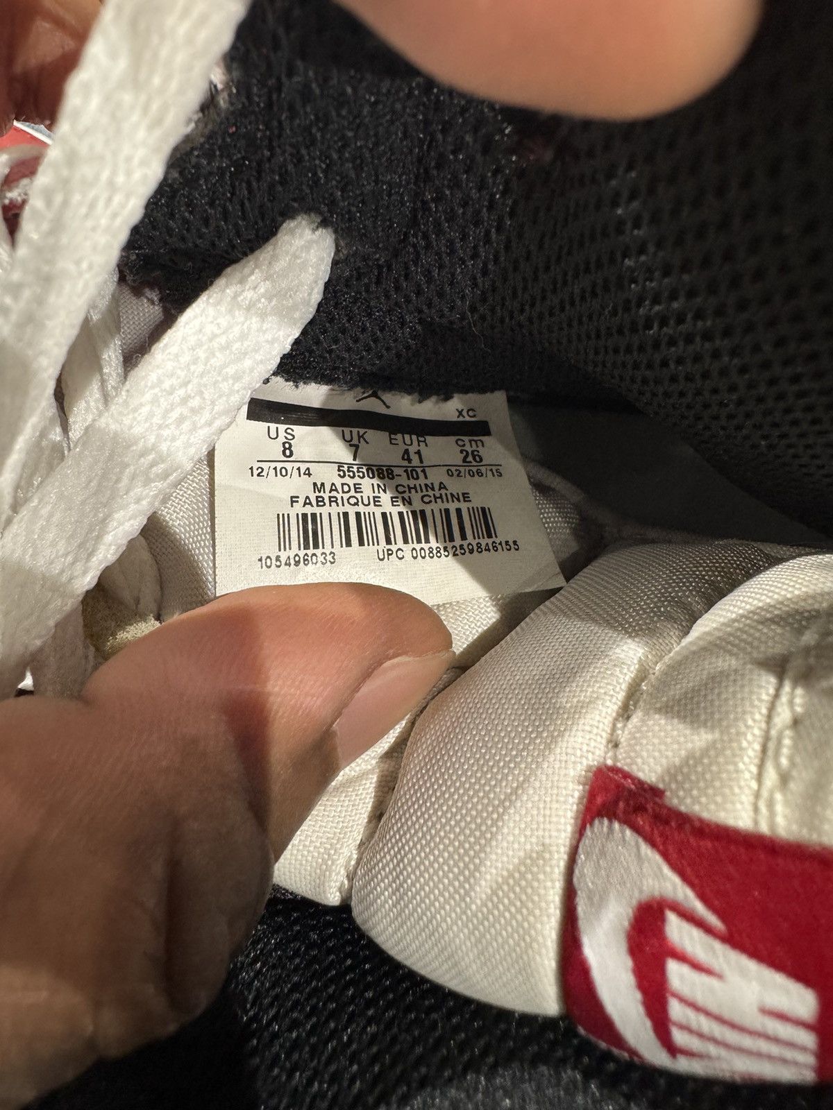 Jordan Brand Air Jordan 1 Retro Chicago (2015) Size US 8 / EU 41 - 8 Thumbnail
