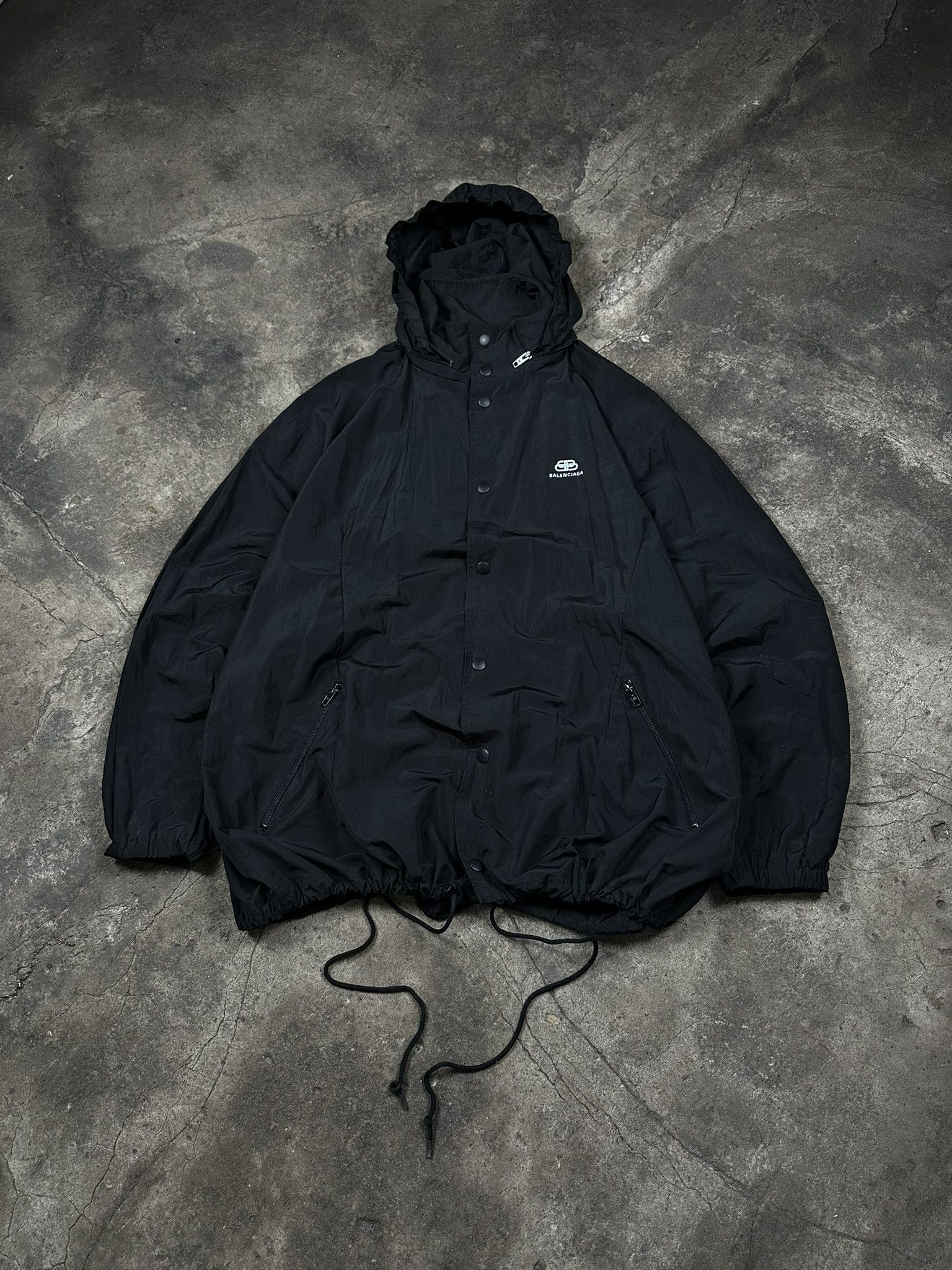 Balenciaga Balenciaga Nylon Rain Jacket Size US L / EU 52-54 / 3 - 2 Thumbnail