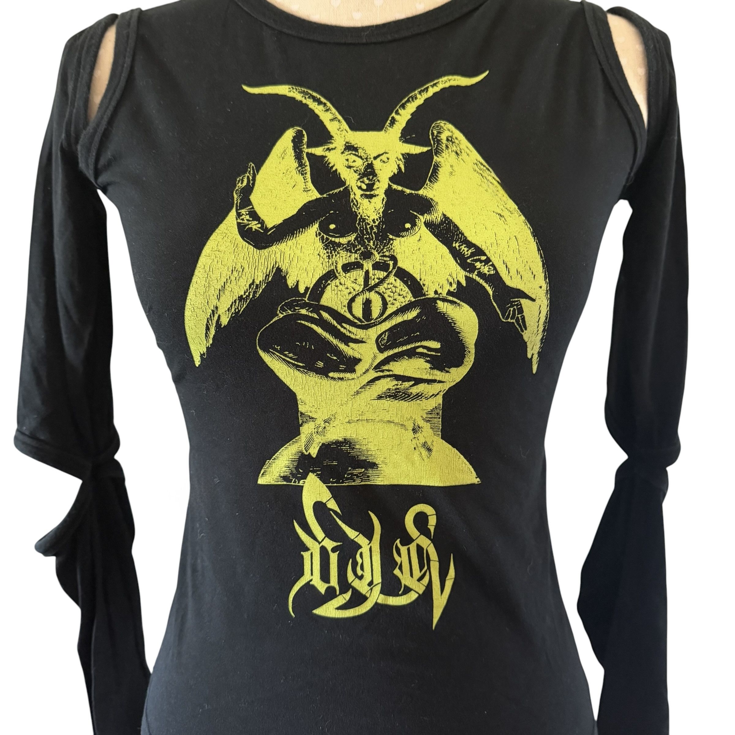 Versace VERSACE JEANS COUTURE BAPHOMET LONGSLEEVE Size XS / US 0-2 / IT 36-38 - 2 Thumbnail