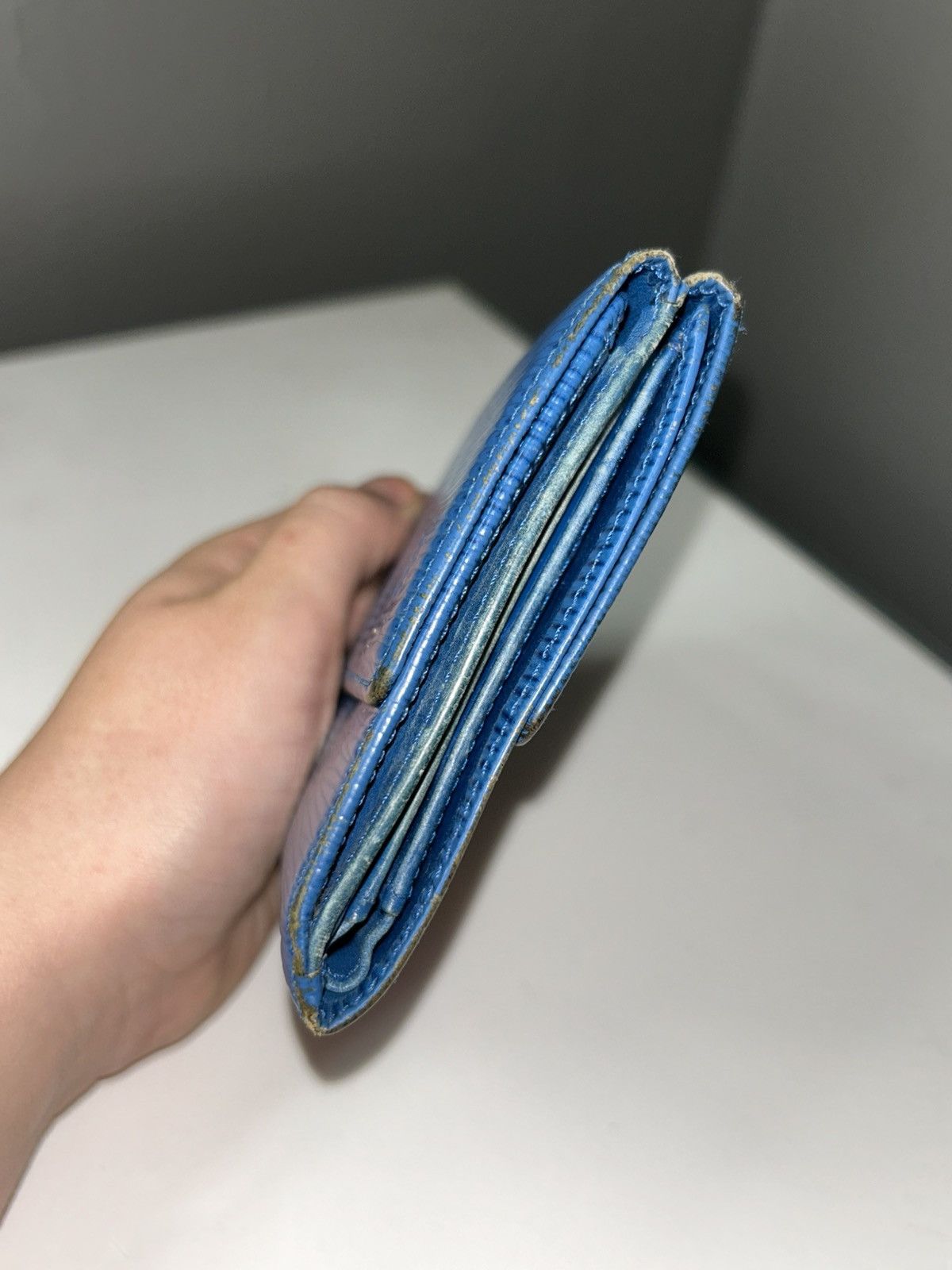 Louis Vuitton Louis Vuitton Blue Epi Leather Elise Wallet MI1908 Size ONE SIZE - 12 Thumbnail