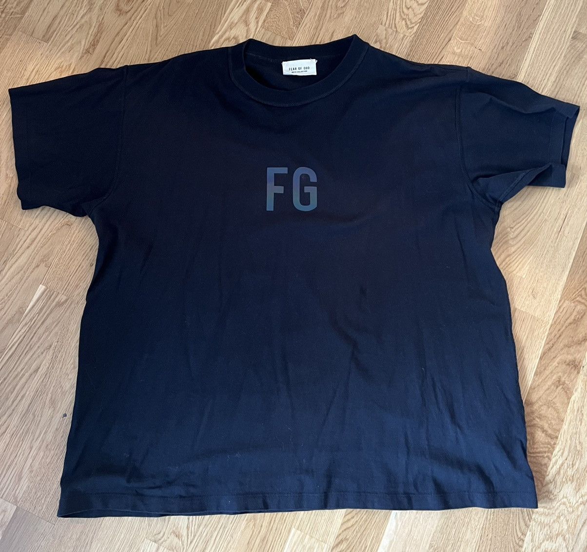 image of Fear Of God Sixth Collection Reflective T Shirt in Black, Men's (Size XL)