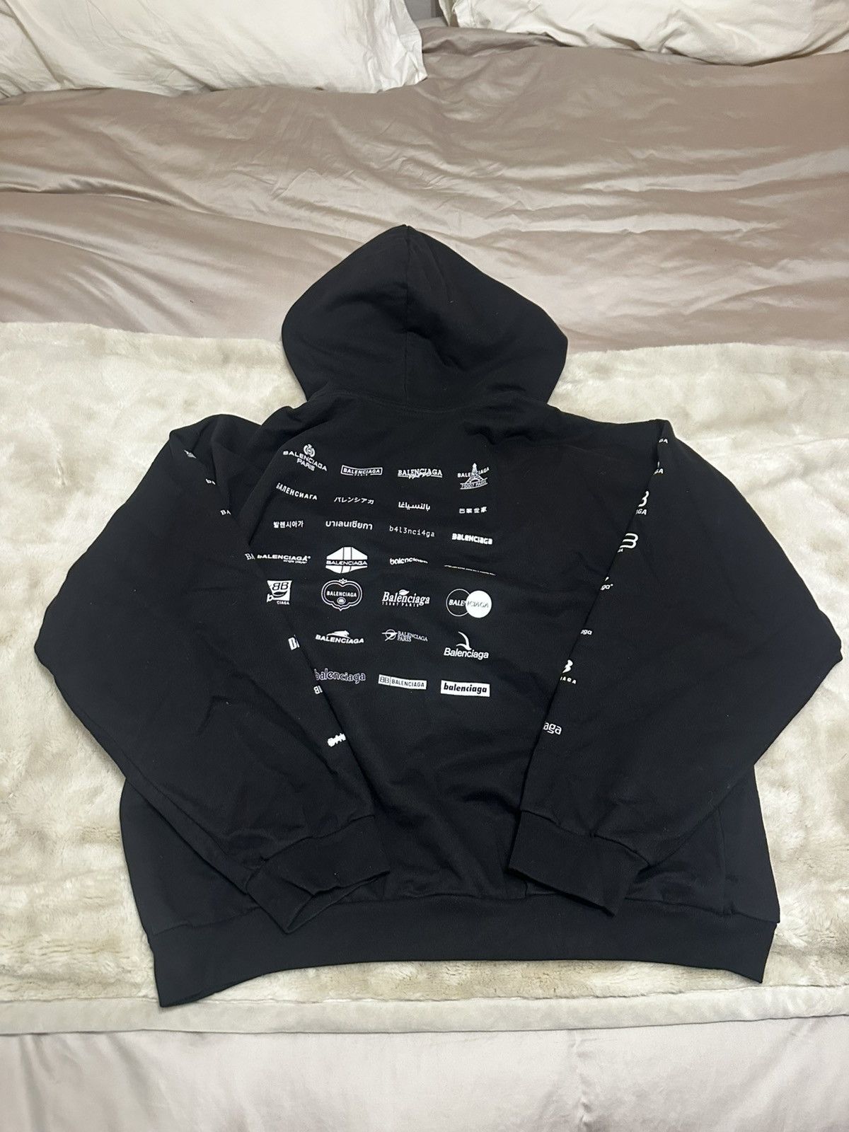 Balenciaga Balenciaga Archives Logo Hoodie Size US L / EU 52-54 / 3 - 2 Thumbnail