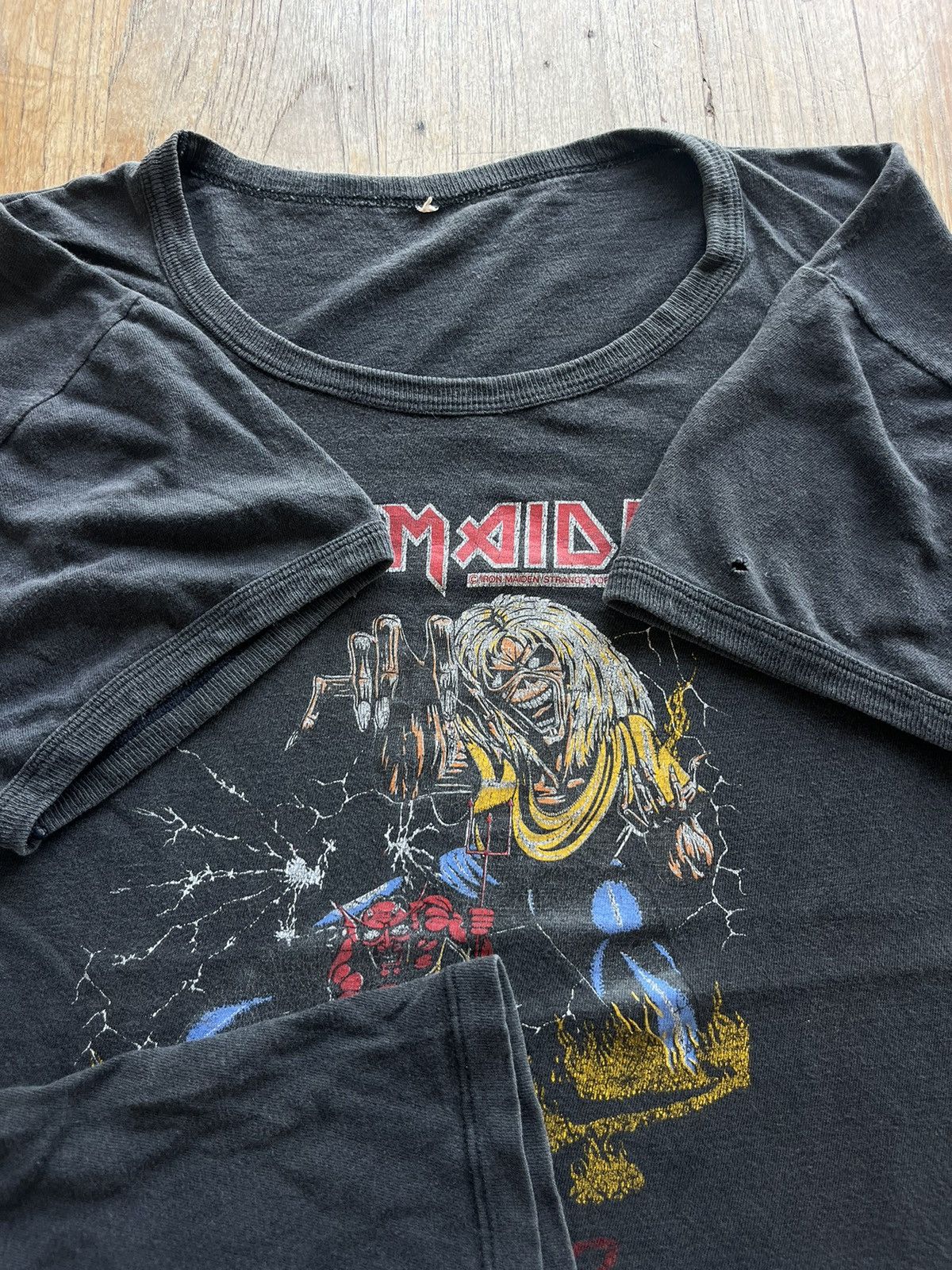 Band Tees × Iron Maiden × Vintage Vintage IRON MAIDEN The Number of the Beast 80’s jump Tshirt Size US L / EU 52-54 / 3 - 7 Thumbnail