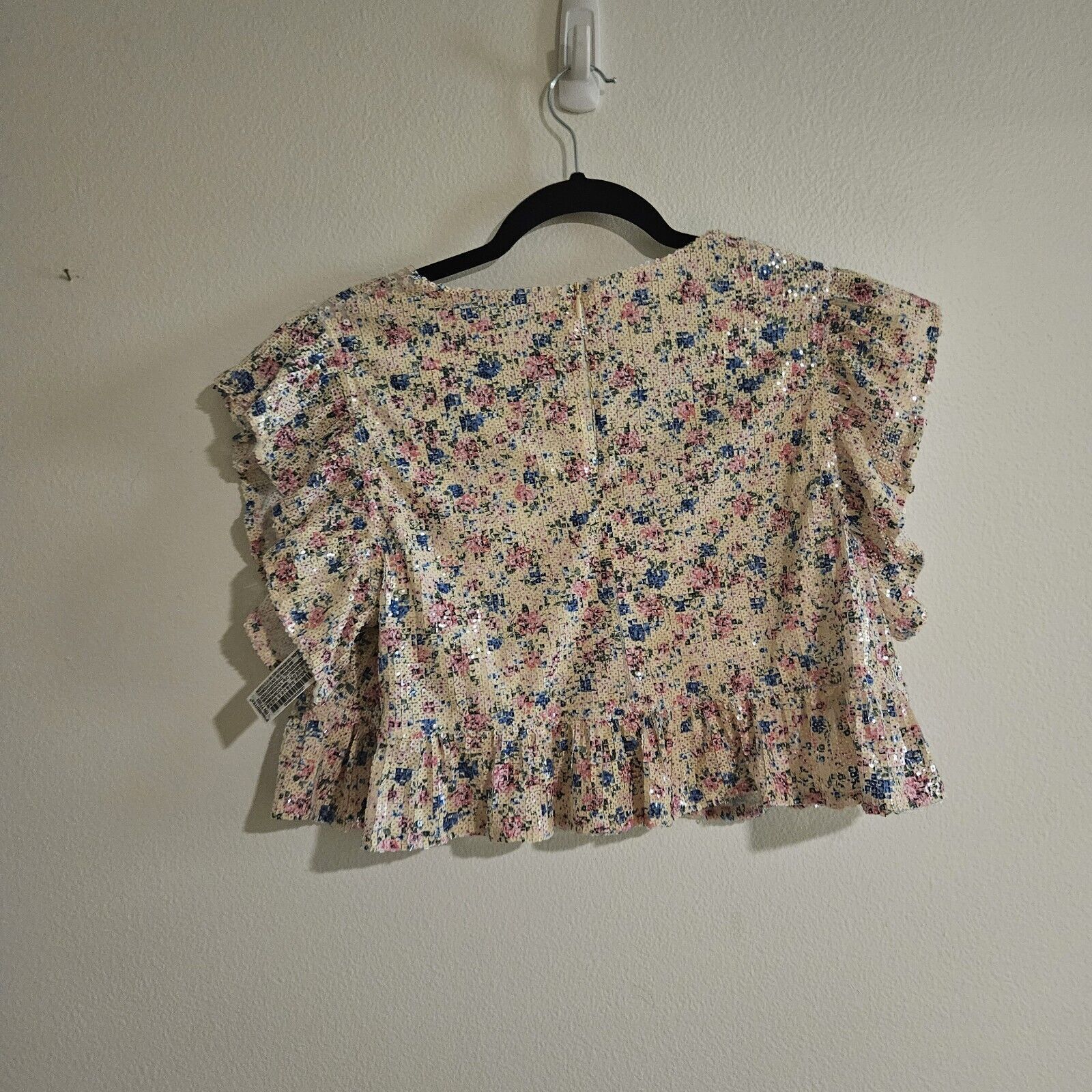 Zara ZARA Stunning Cropped Sequins Flowy Sleeve Blouse. Pink Euc Size S / US 4 / IT 40 - 7 Thumbnail