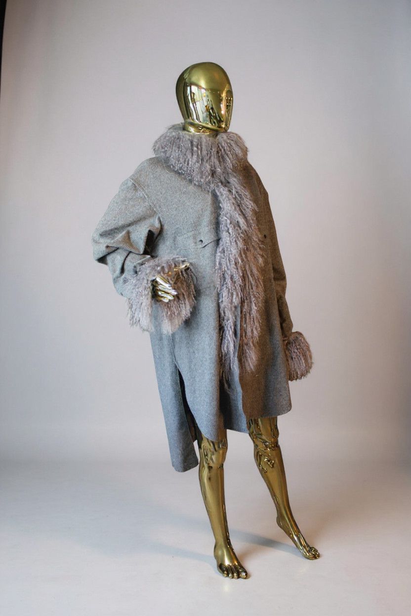 Other Custom-made Gray Long Coat with Real mongolian-fur Size US L / EU 52-54 / 3 - 2 Thumbnail