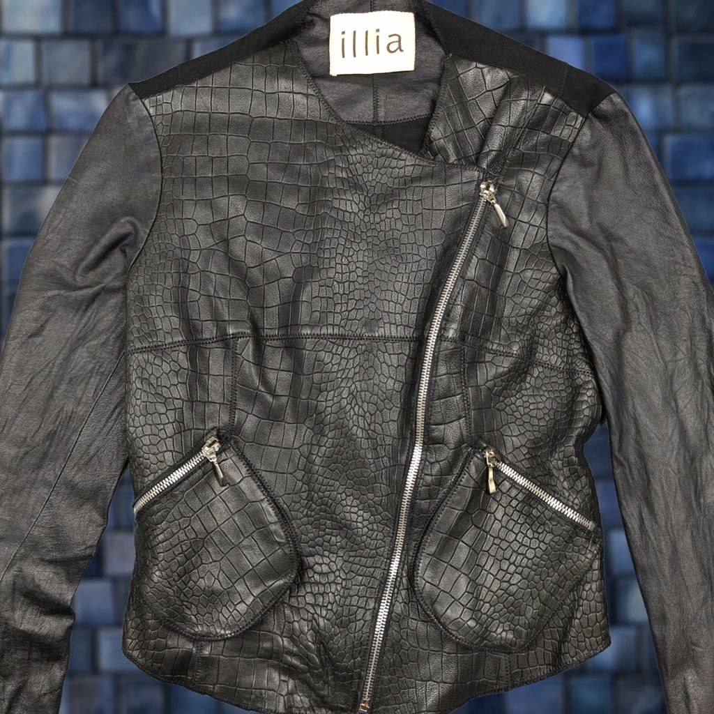 Vintage Illia Jacket Womens 0 Black Leather Croc Embossed Moto Asym Zip Pockets Stretch Jacket, Black, Womens, 0, Leather, Zip, Pockets, Moto, Illia, 90s? Size XS / US 0-2 / IT 36-38 - 1 Thumbnail