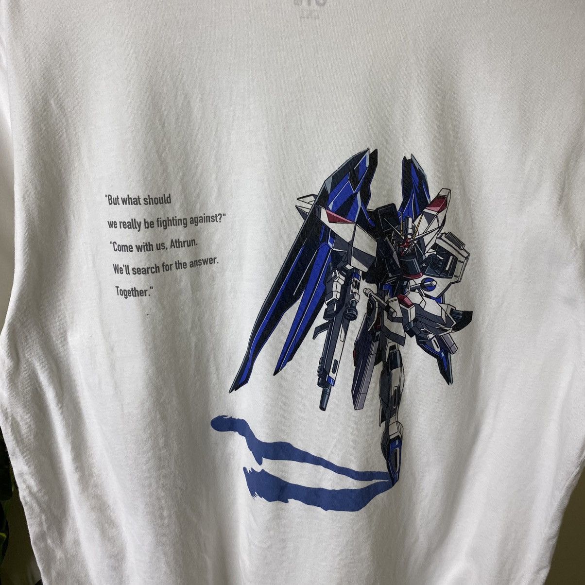 Uniqlo Uniqlo UT Anime Freedom Gundam Manga Series Collaboration T Size US L / EU 52-54 / 3 - 2 Thumbnail