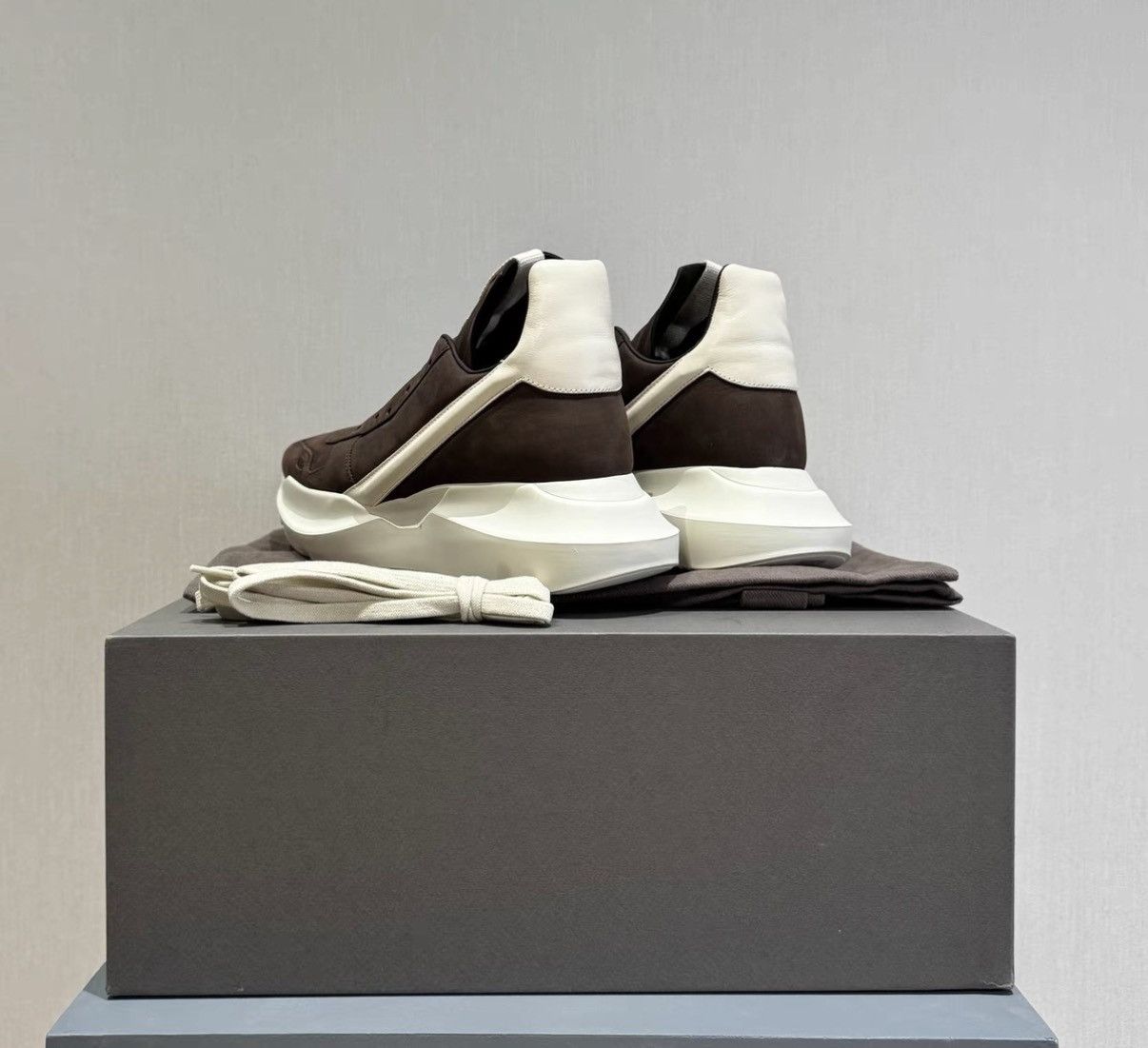 Rick Owens Rick Owens Low-Top Runner Sneakers Size US 8 / IT 38 - 4 Thumbnail